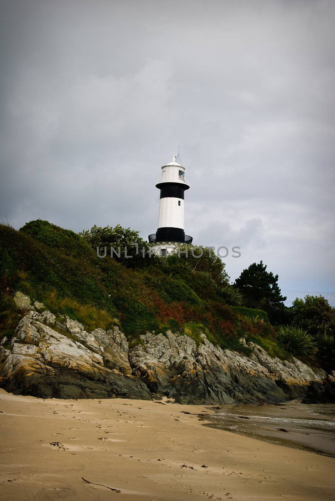 Lighthouse, Inishowen head, Ireland by matthi