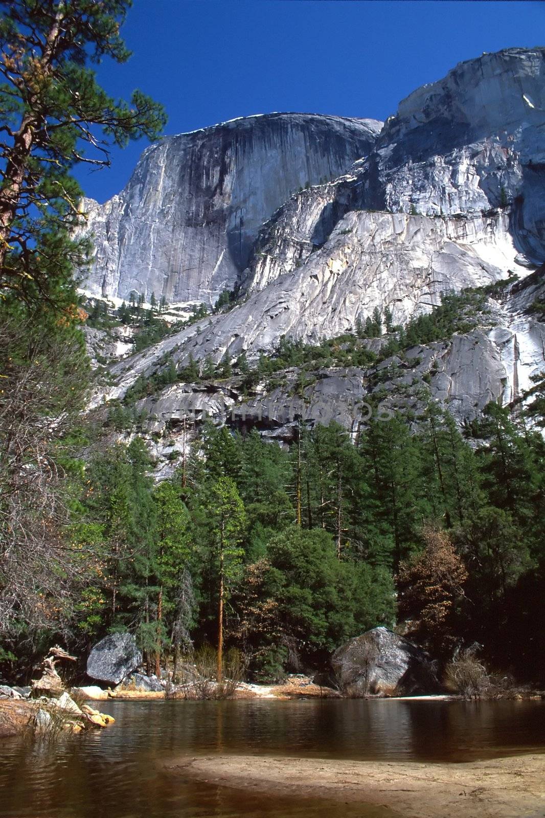 Yosemite by melastmohican