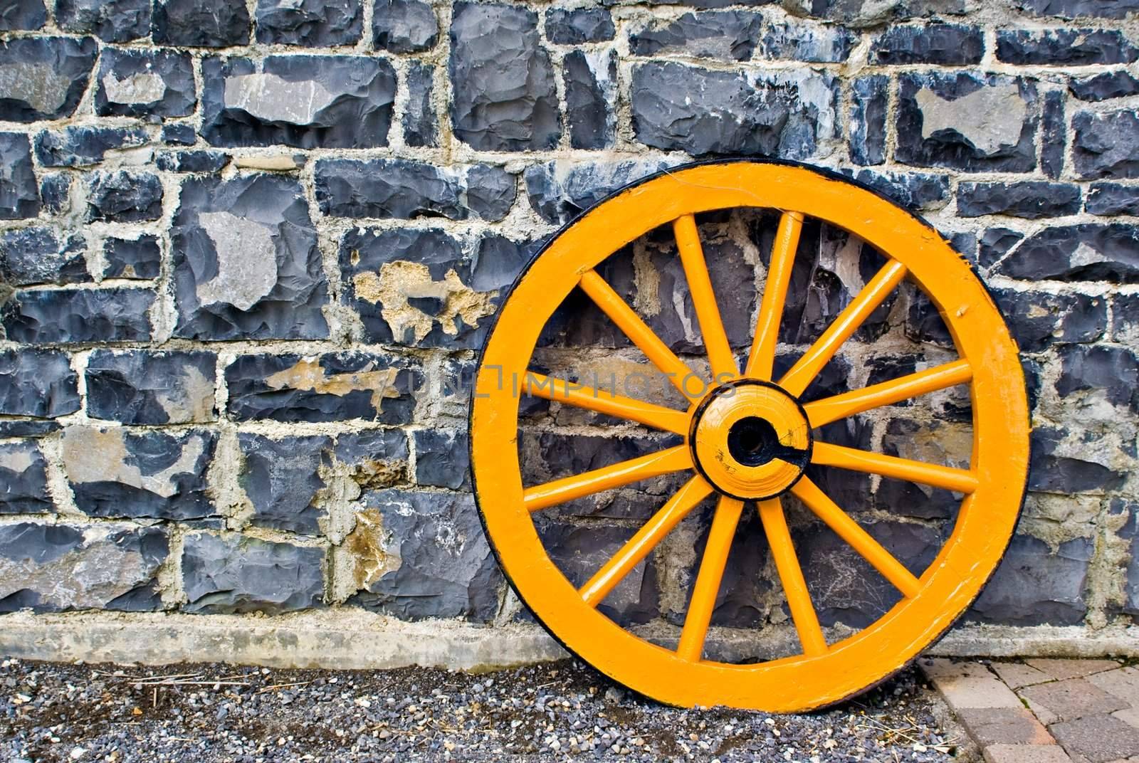 Wooden Wagon Wheel by sbonk
