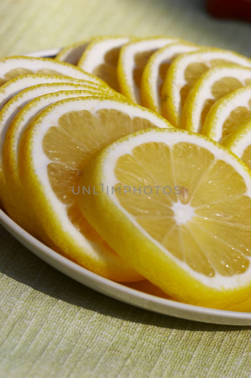 slice lemon