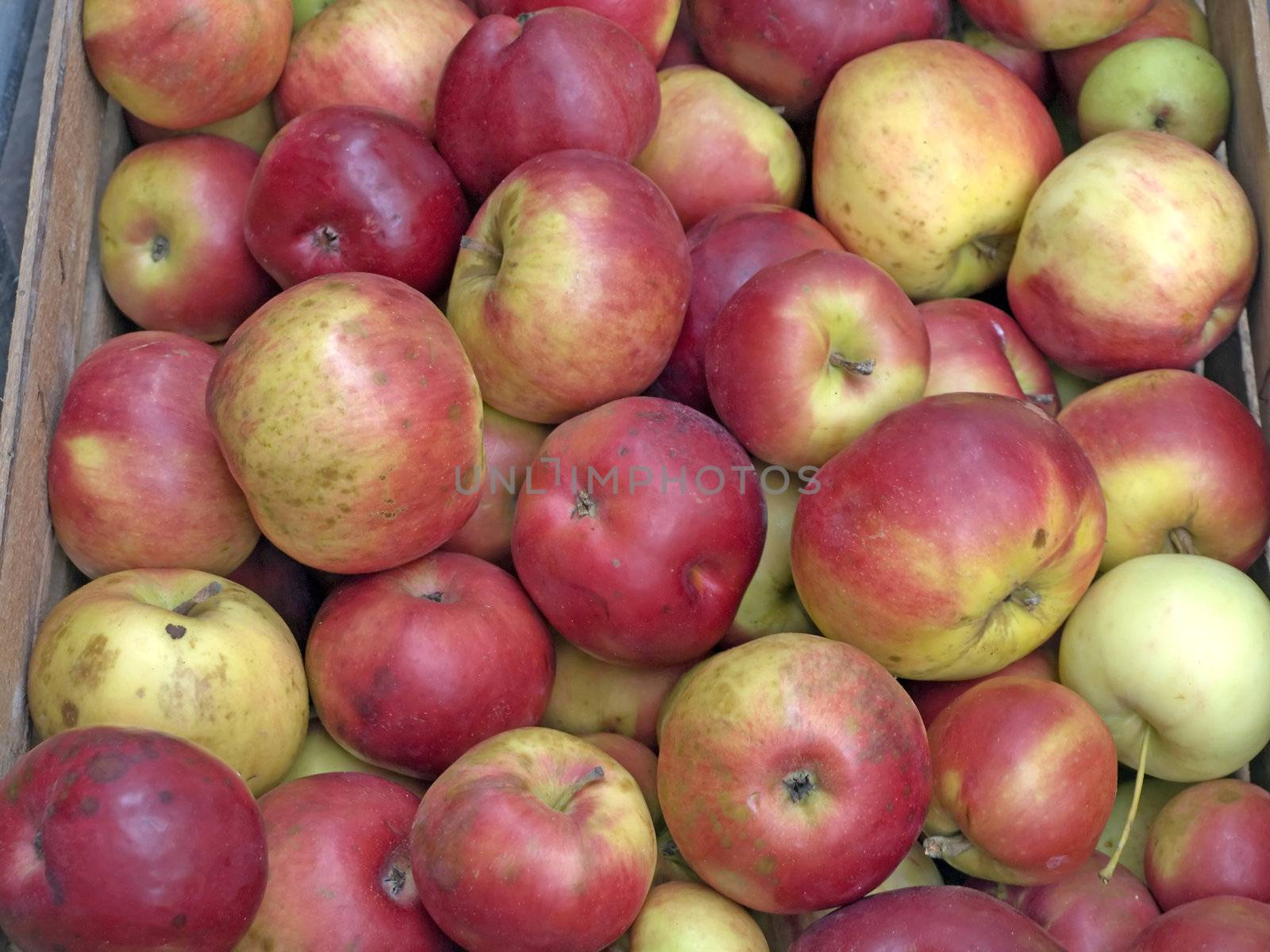 apples at a street sale