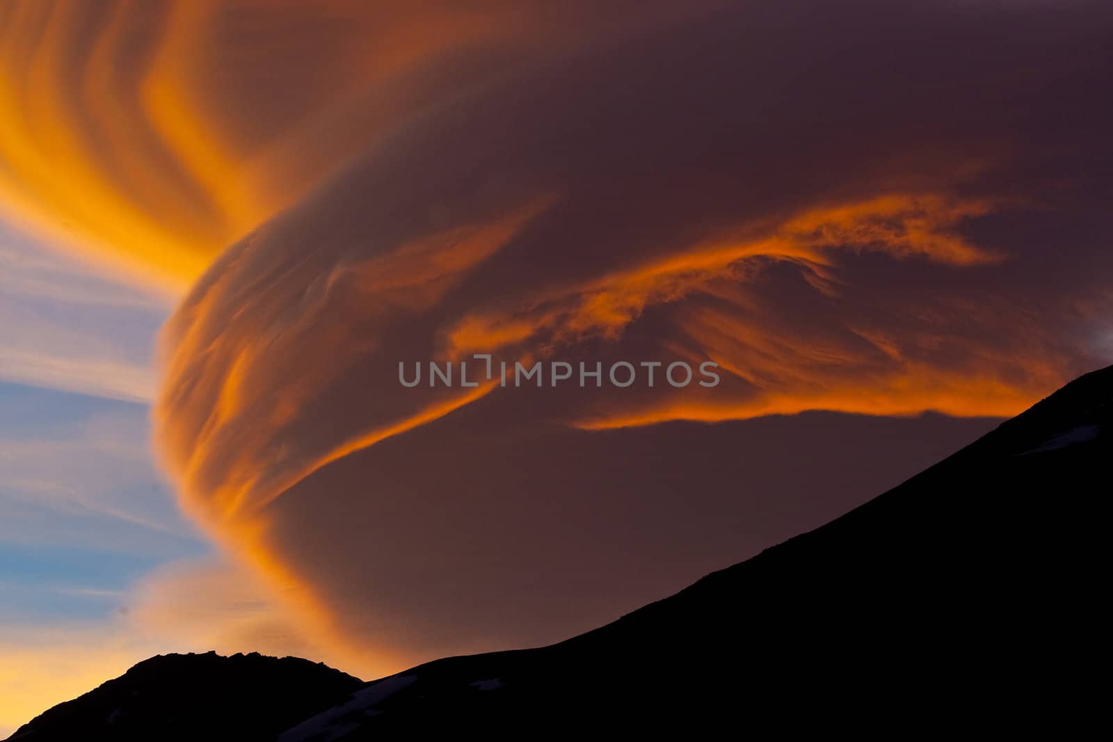 Natural phenomenon in Caucasus Mountains, Elbrus, Adilsu june 2010