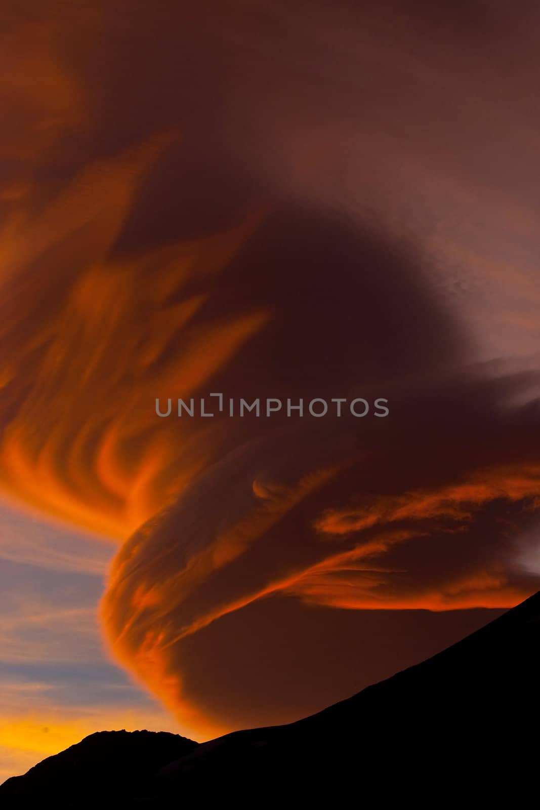 Natural phenomenon in Caucasus Mountains, Elbrus, Adilsu june 2010