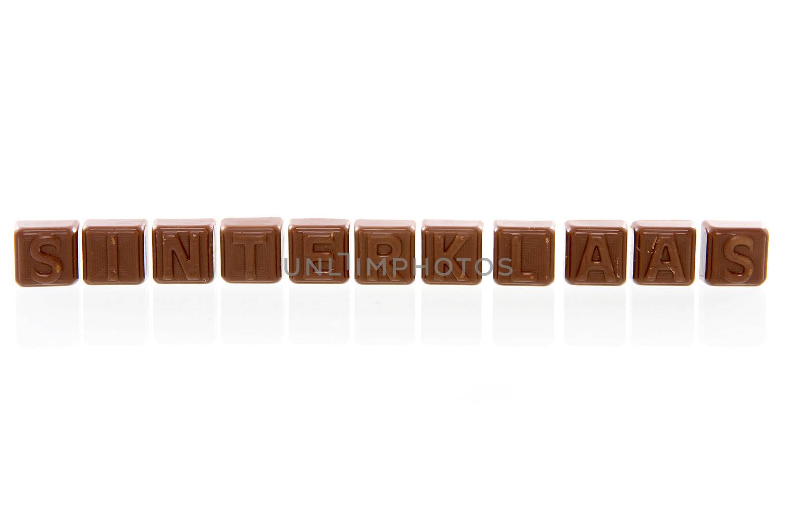 the word 'sinterklaast' in chocolate letters