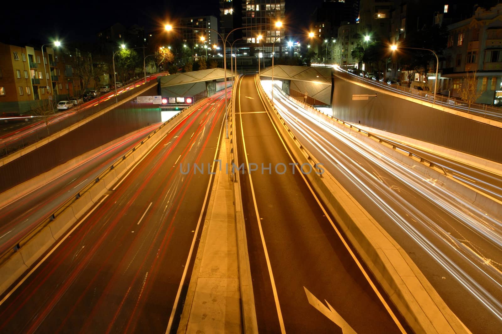 night traffic in Sydney, photo taken from a pedestrian bridge