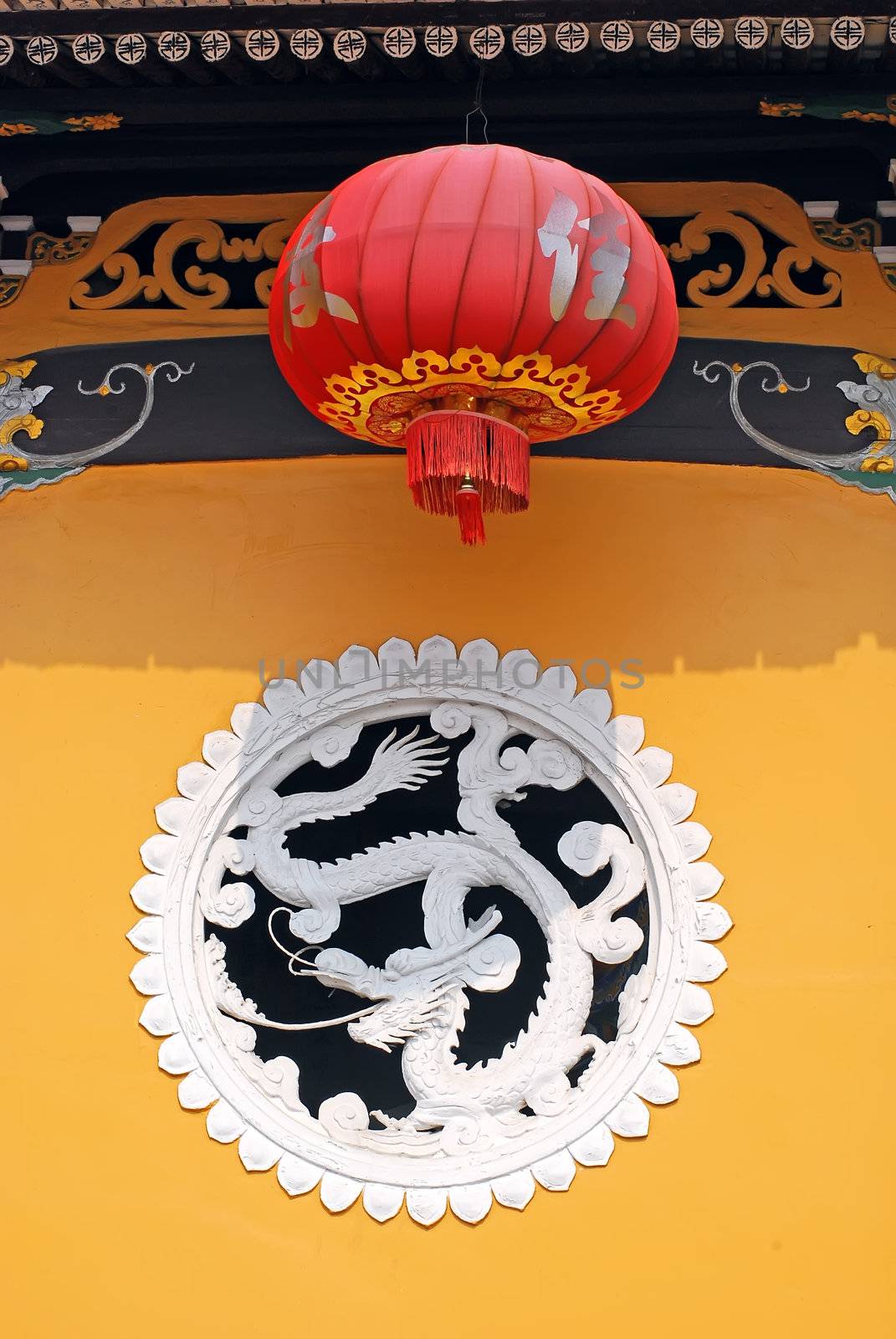 Chinese style temple architectural elements - Dragon and Lantern by xfdly5