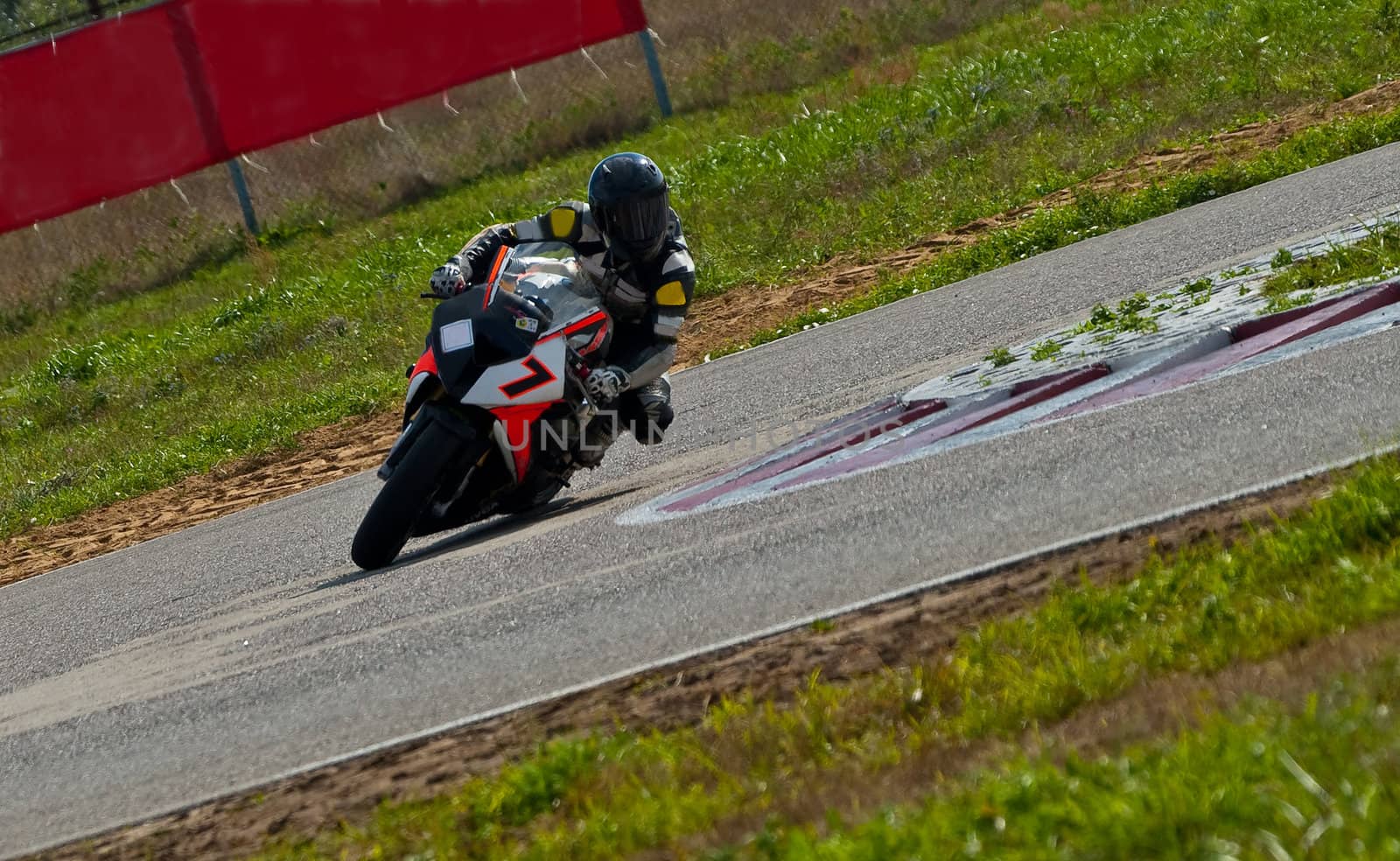 Russian national championship of encircling highway motorace