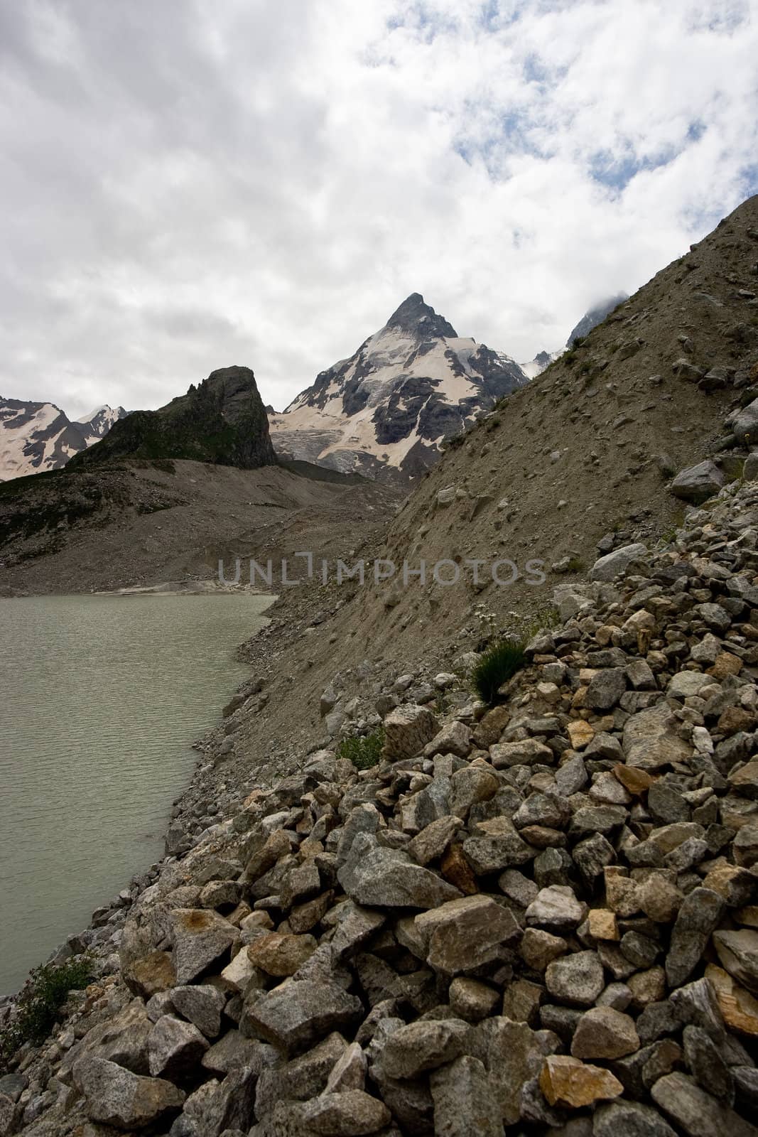 Mountain lake by Chudakov