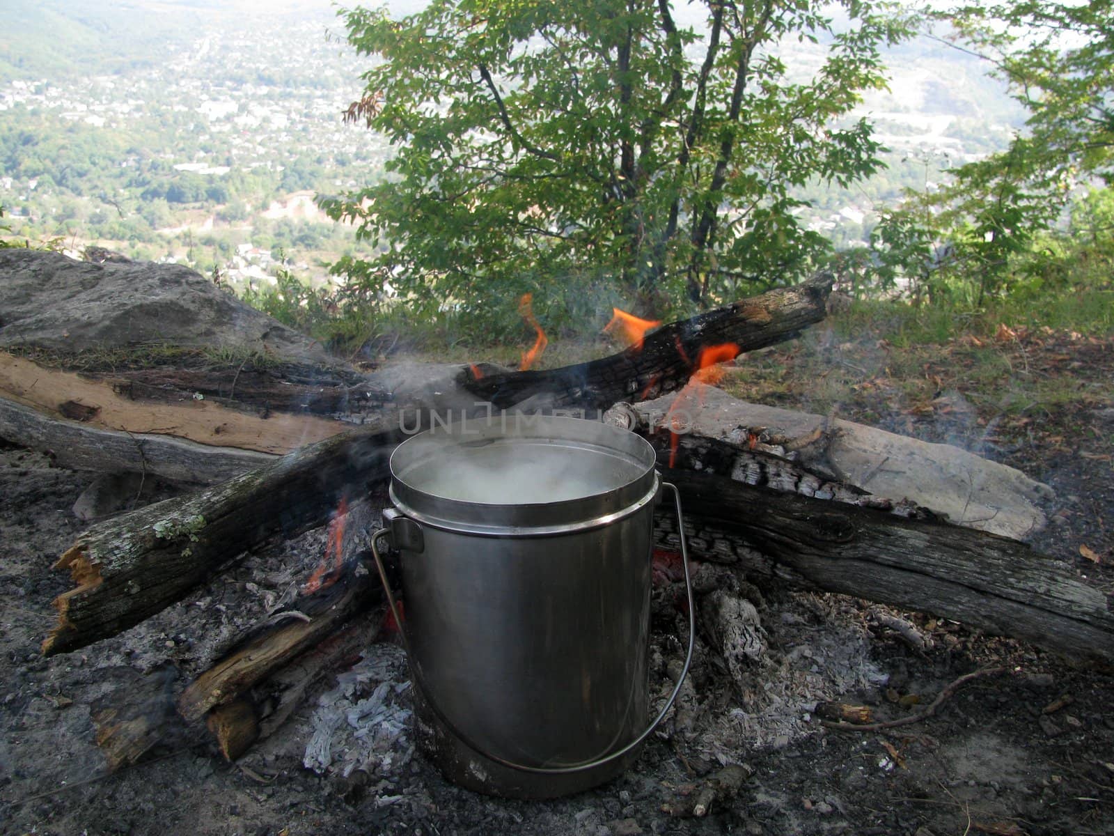 Kettle, meal, food, fire, preparation, campaign, travel, fire wood, the nature, wood