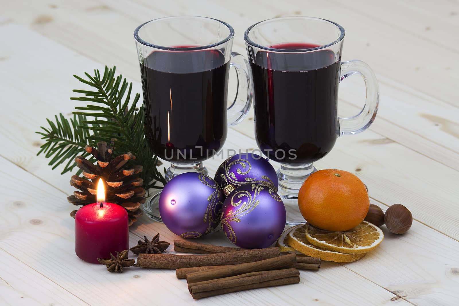 hot wine and christmas decoration