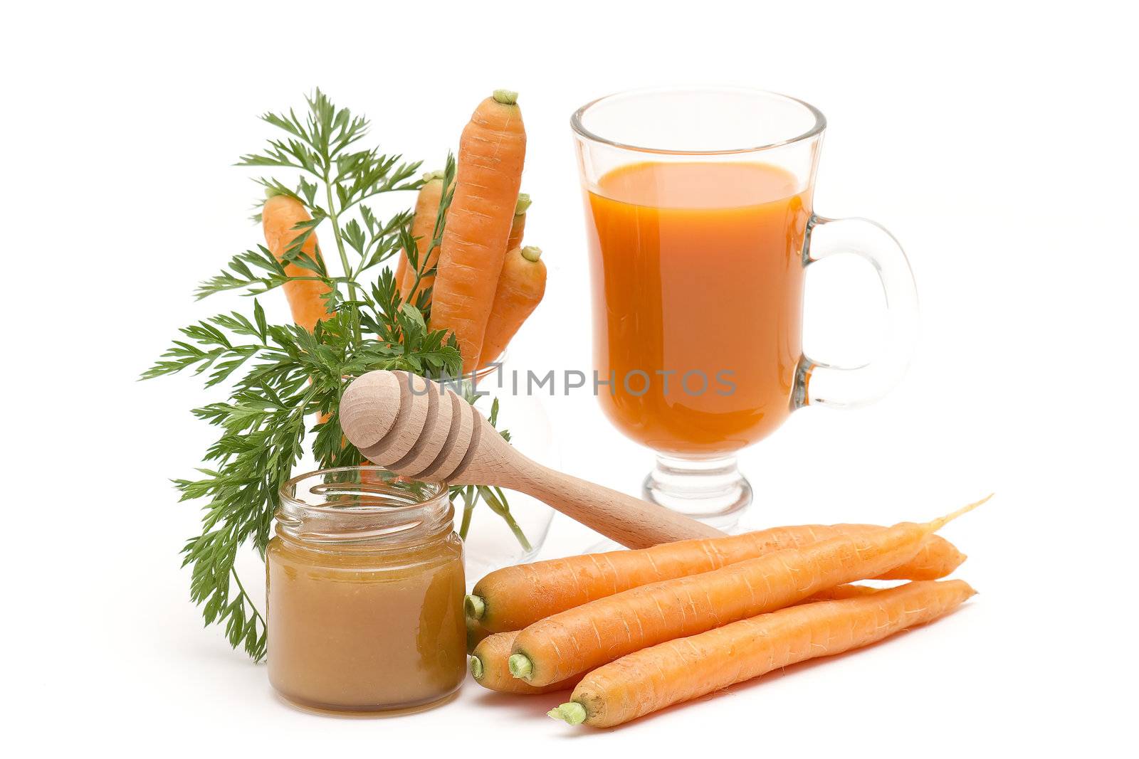 carrots juice, fresh carrots and honey