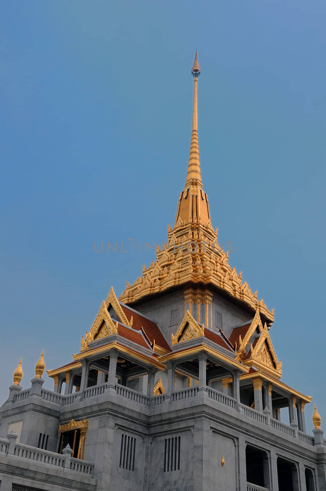 Thai Temple by pazham