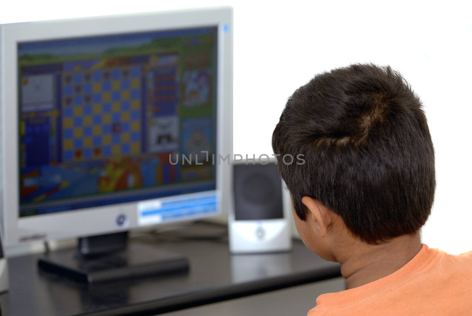 Kid getting addicted to computer games easily