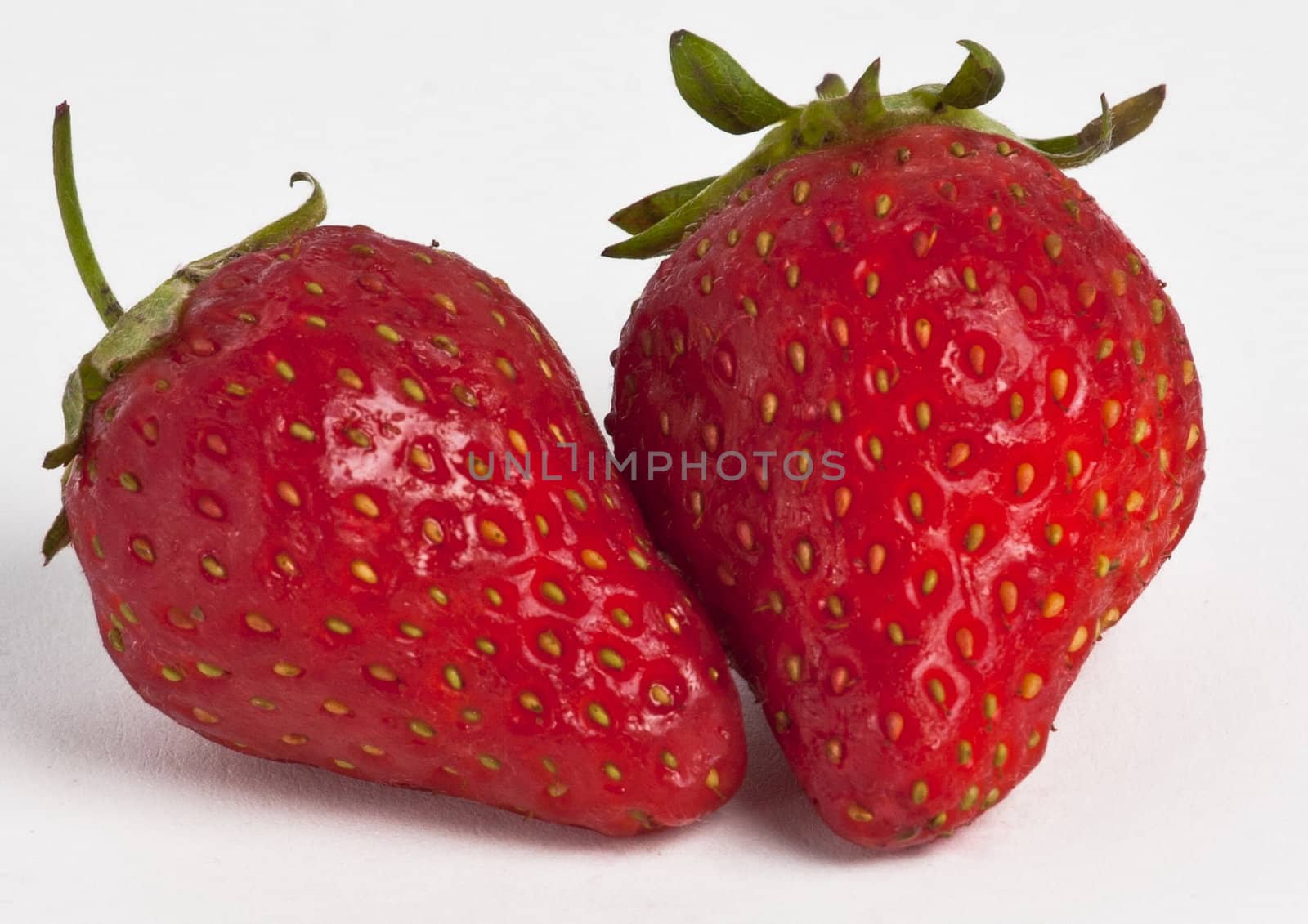 Strawberries  by Baltus