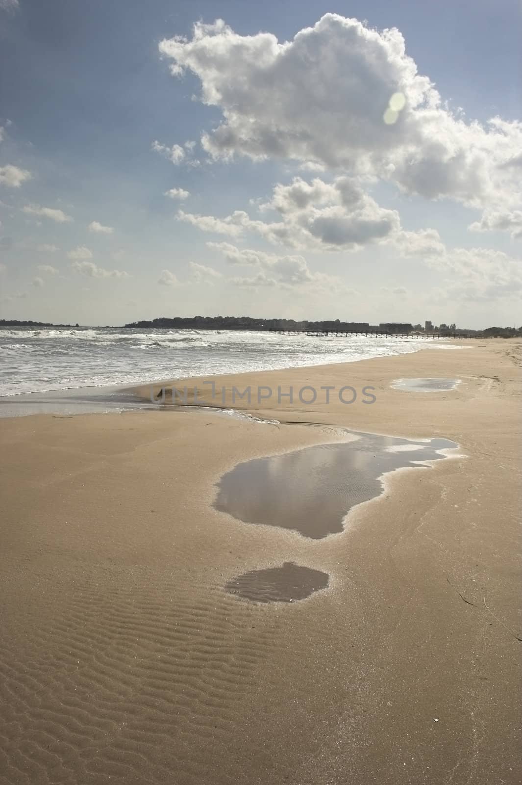 beach by alexkosev