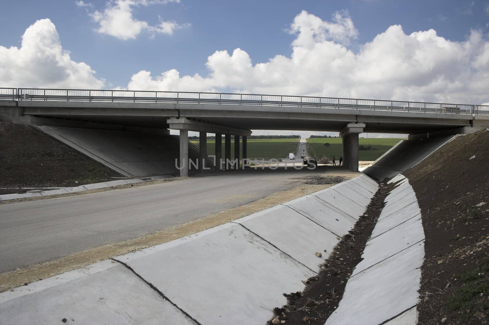 Motorway brigde by alexkosev