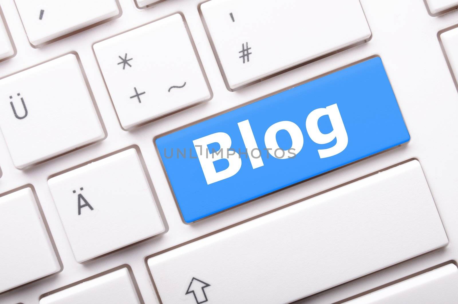 blog bloggar or inernet blogging concept with key