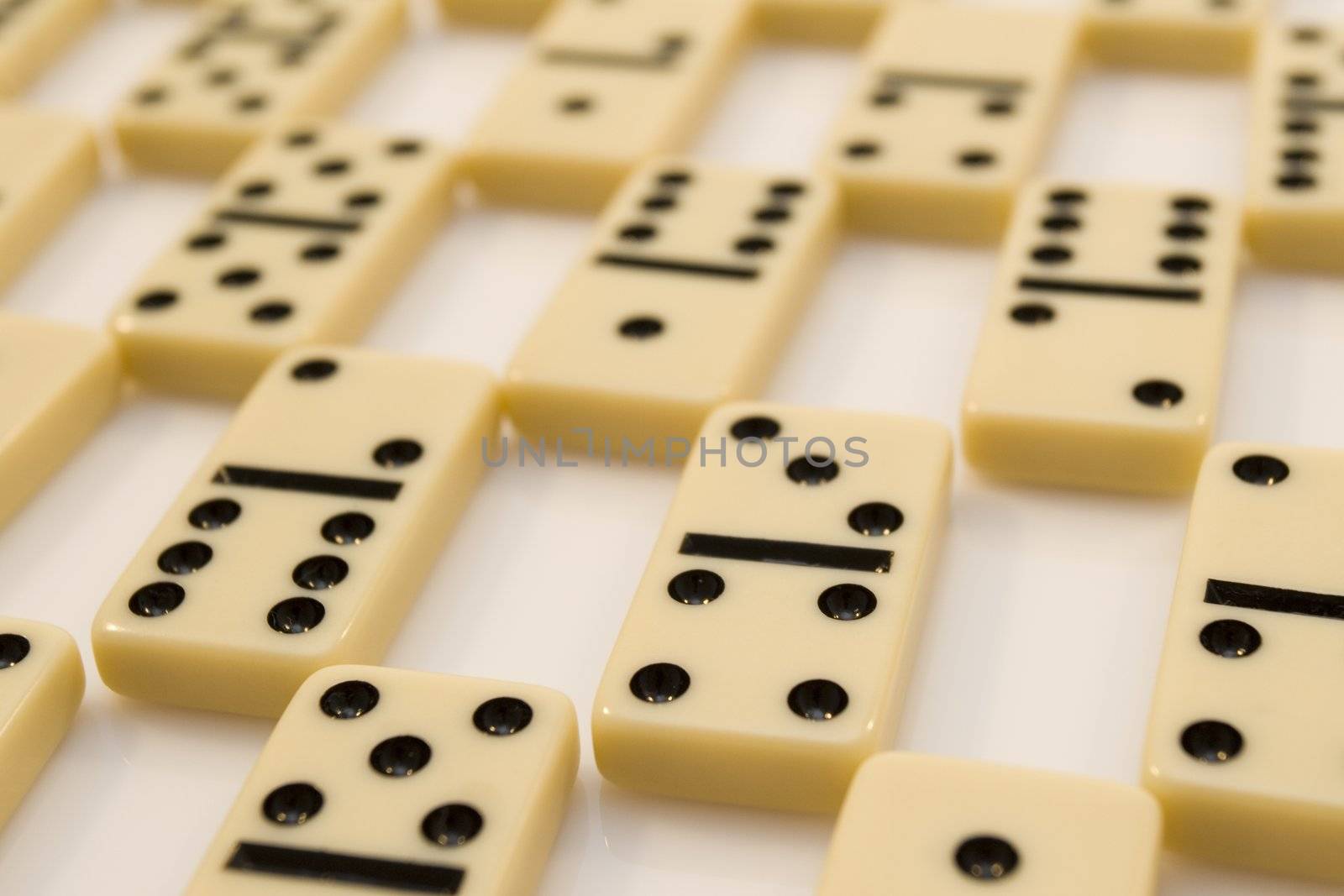 Domino-laying bricks