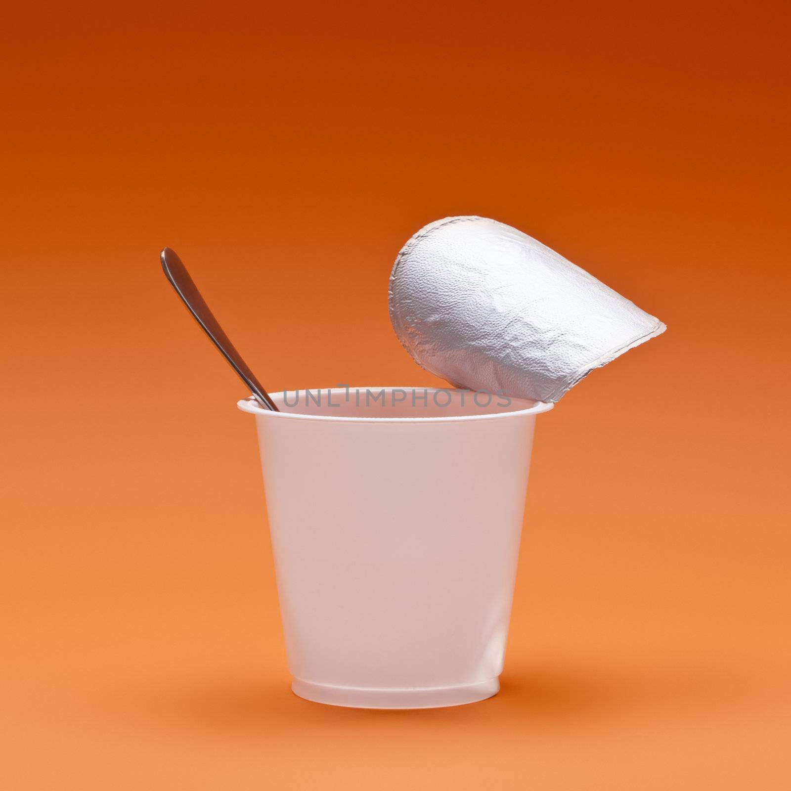 An image of a nice jogurt cup