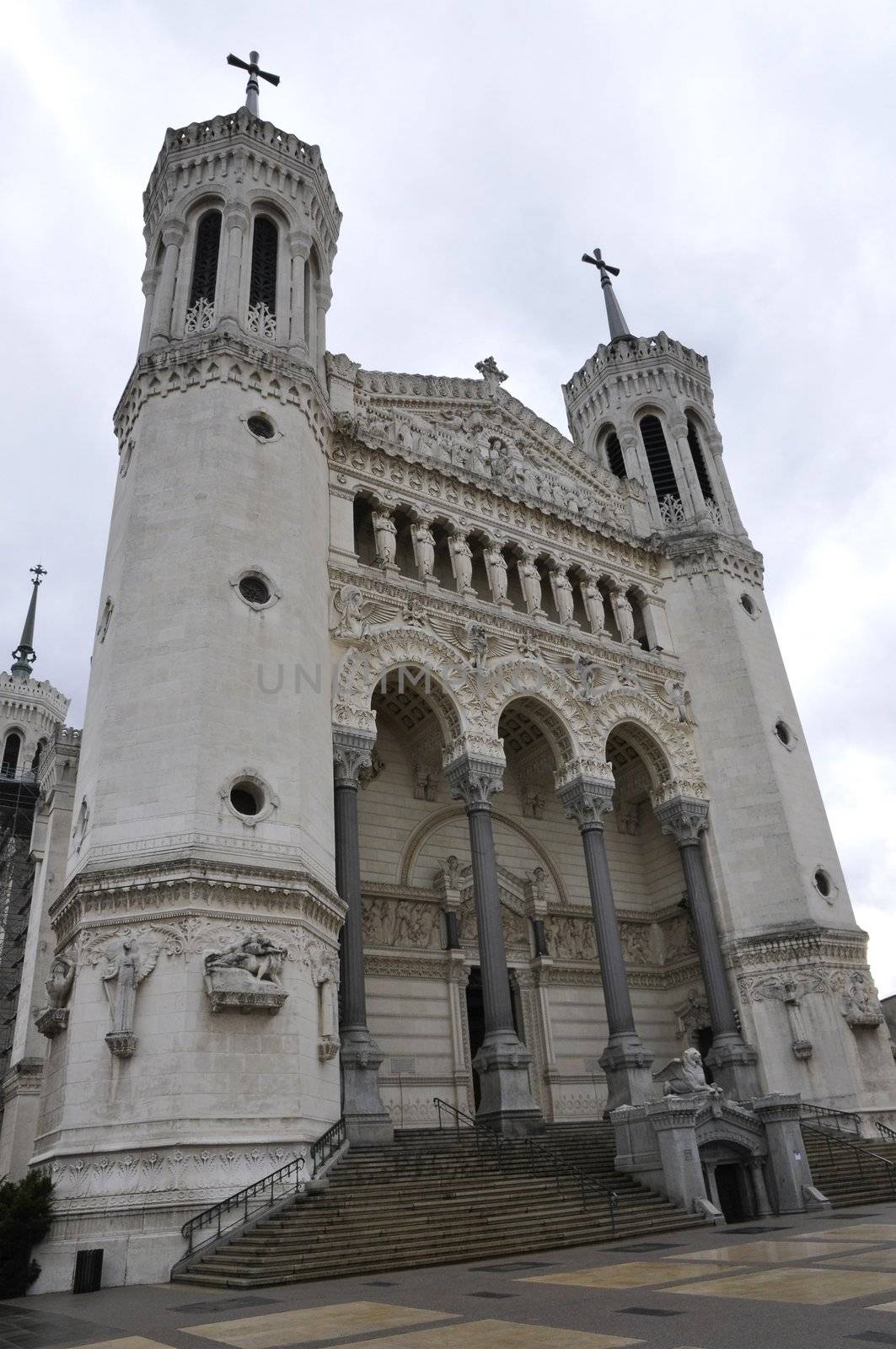 Front of Fourviere cathedral in Lyon city by shkyo30