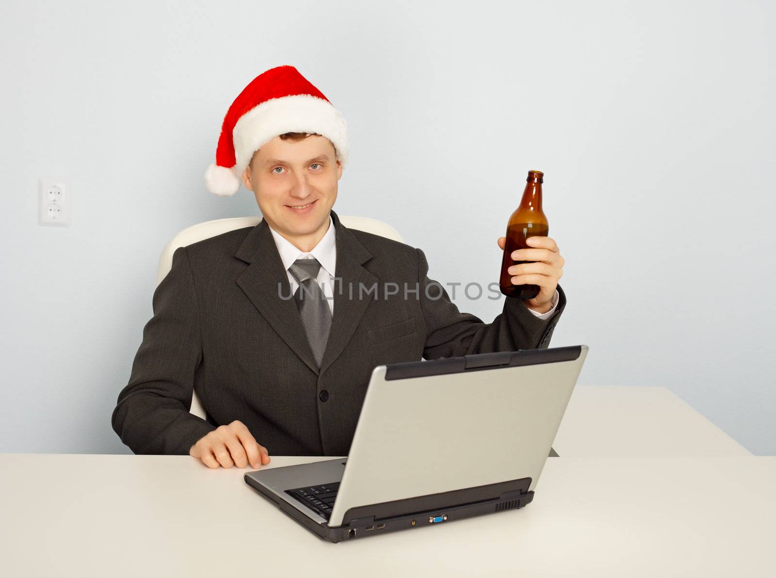 Office clerk begins to celebrate Christmas at work