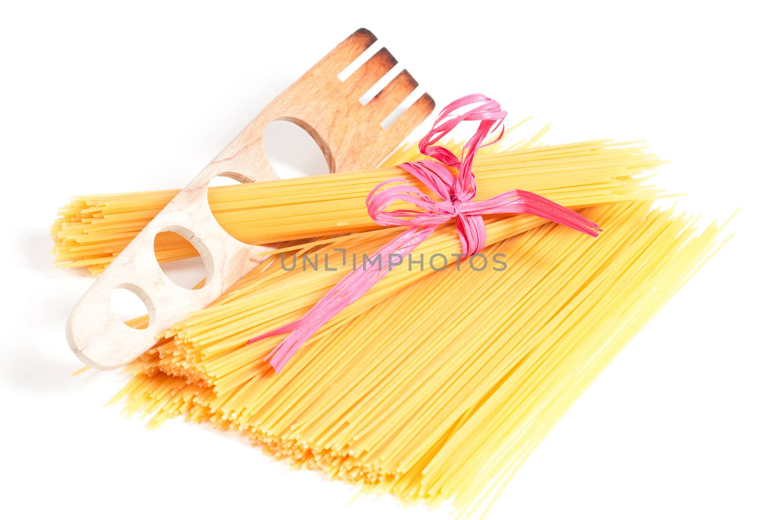 Italian pasta in white background and spaghetti measure template