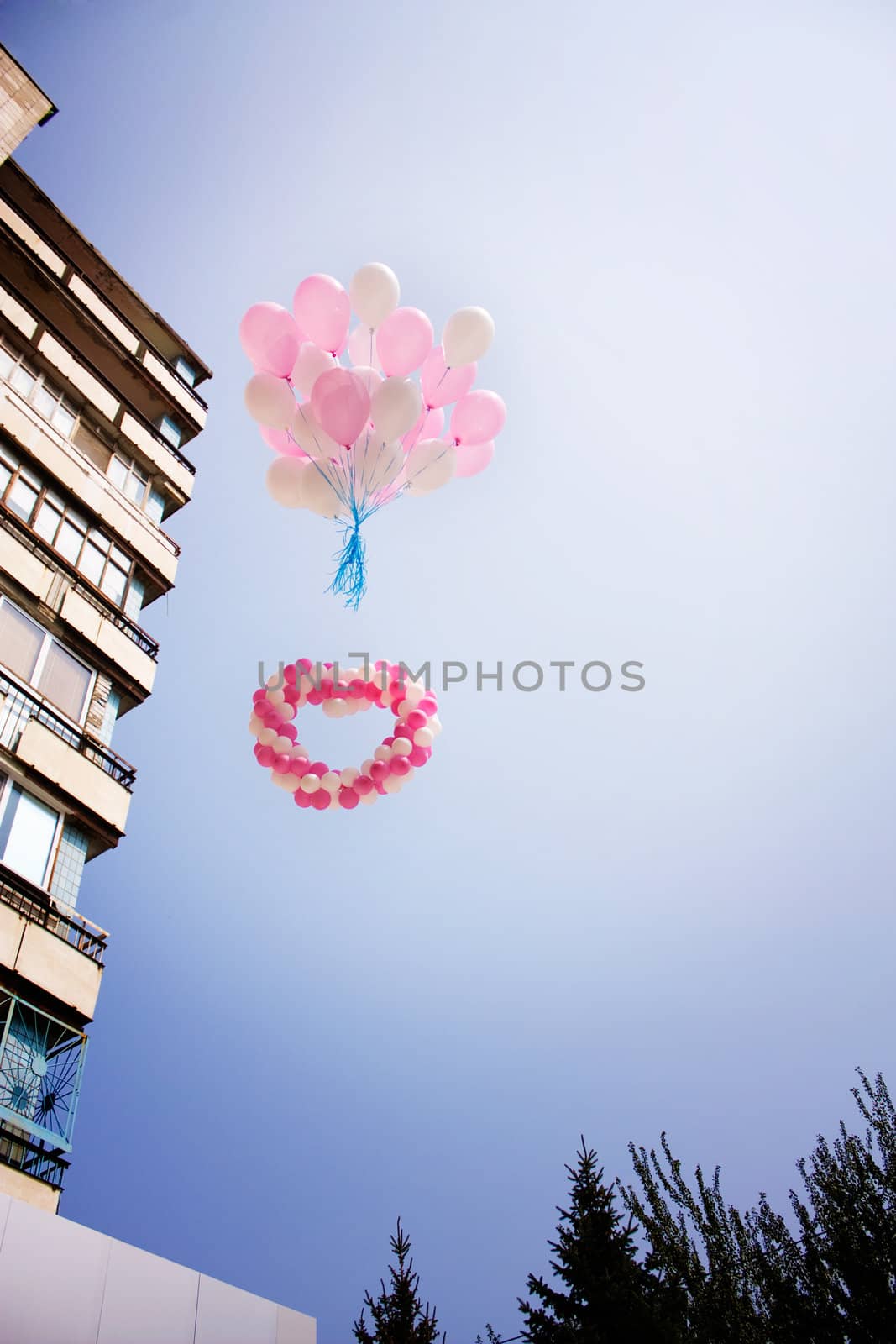 flying balloons