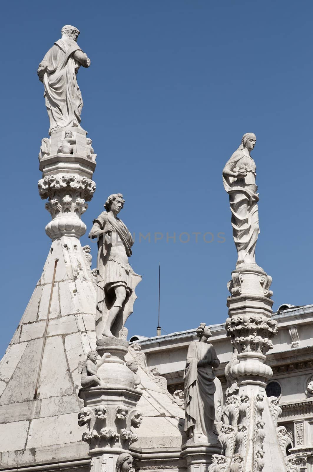 St Mark's Basilica Venice, Italy by johnnychaos