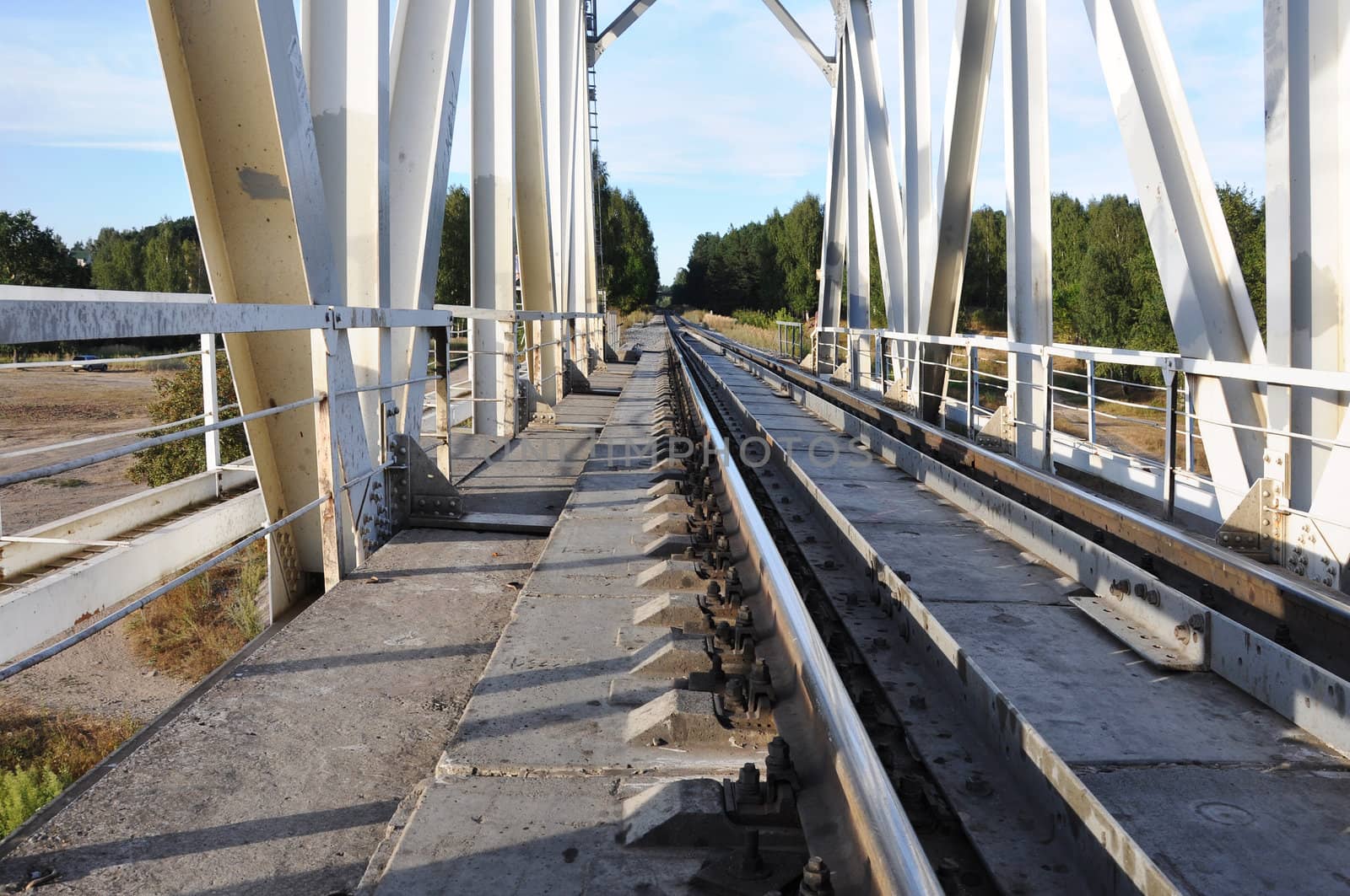 Rail length across the river Railroad railway bridge