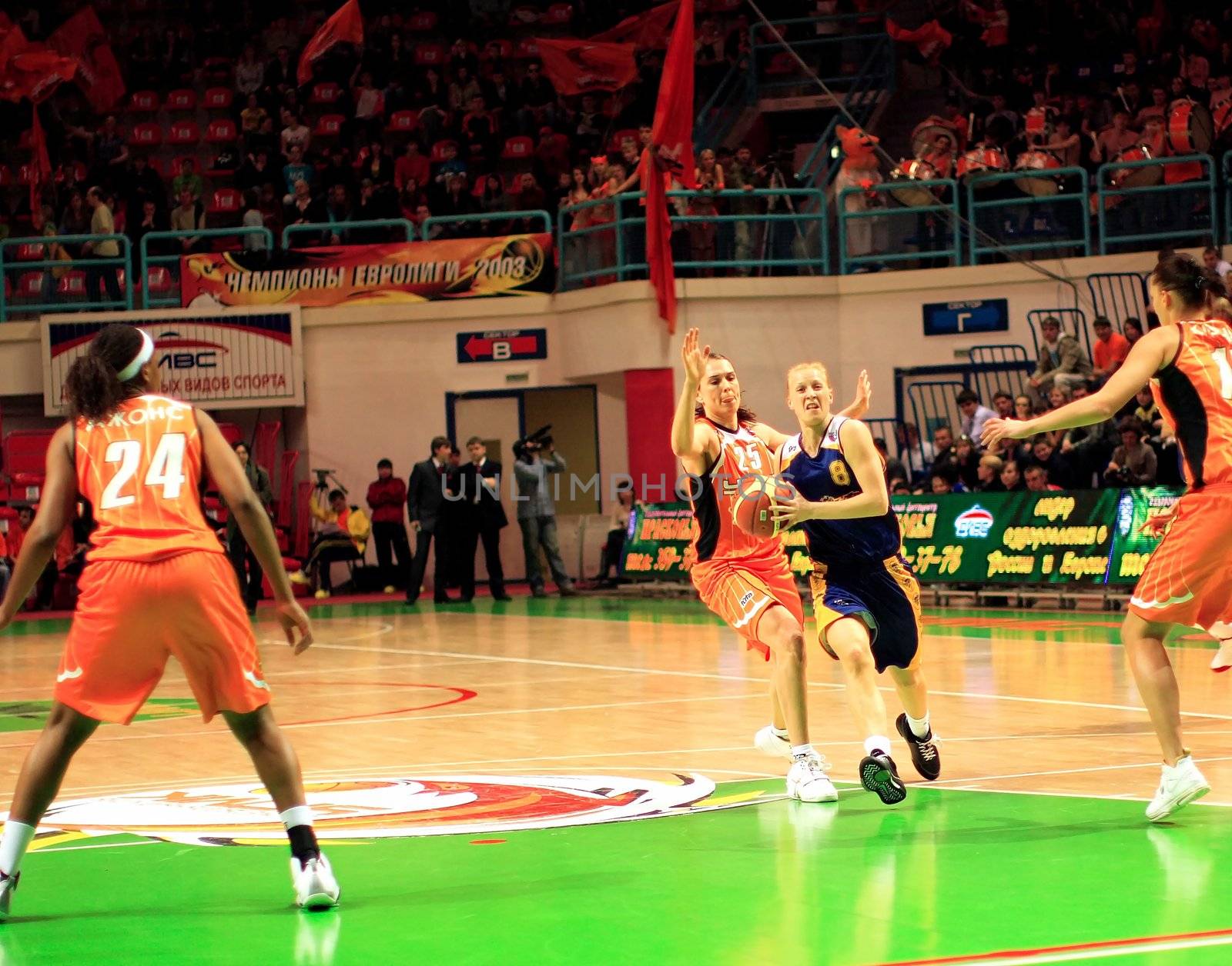 Female Basketball. Attack and Protection by Ledoct