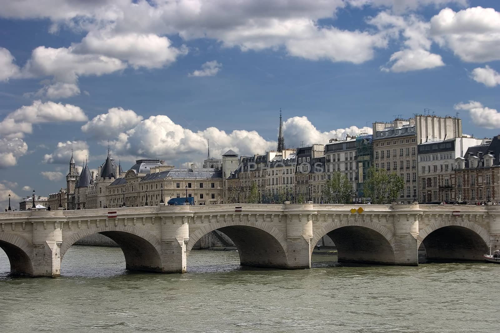 Paris monuments - bridge on the Seine and Palais de Justice