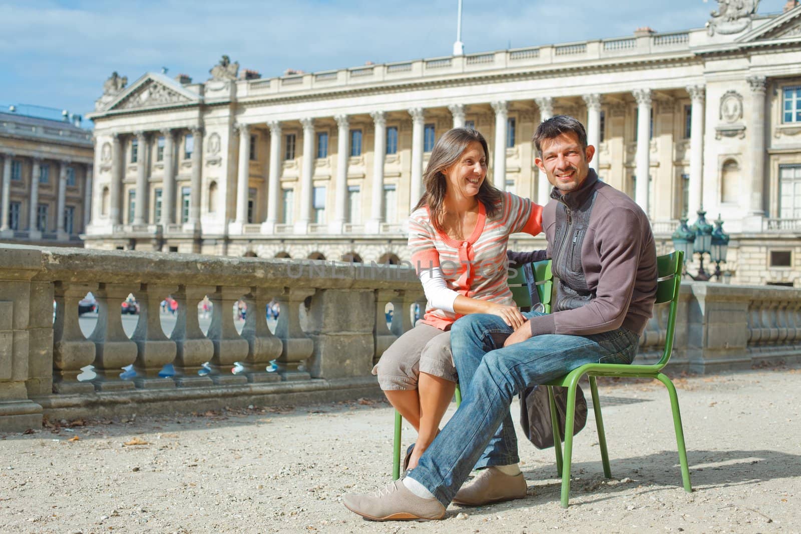 Young Pretty young couple relaxing in Paris