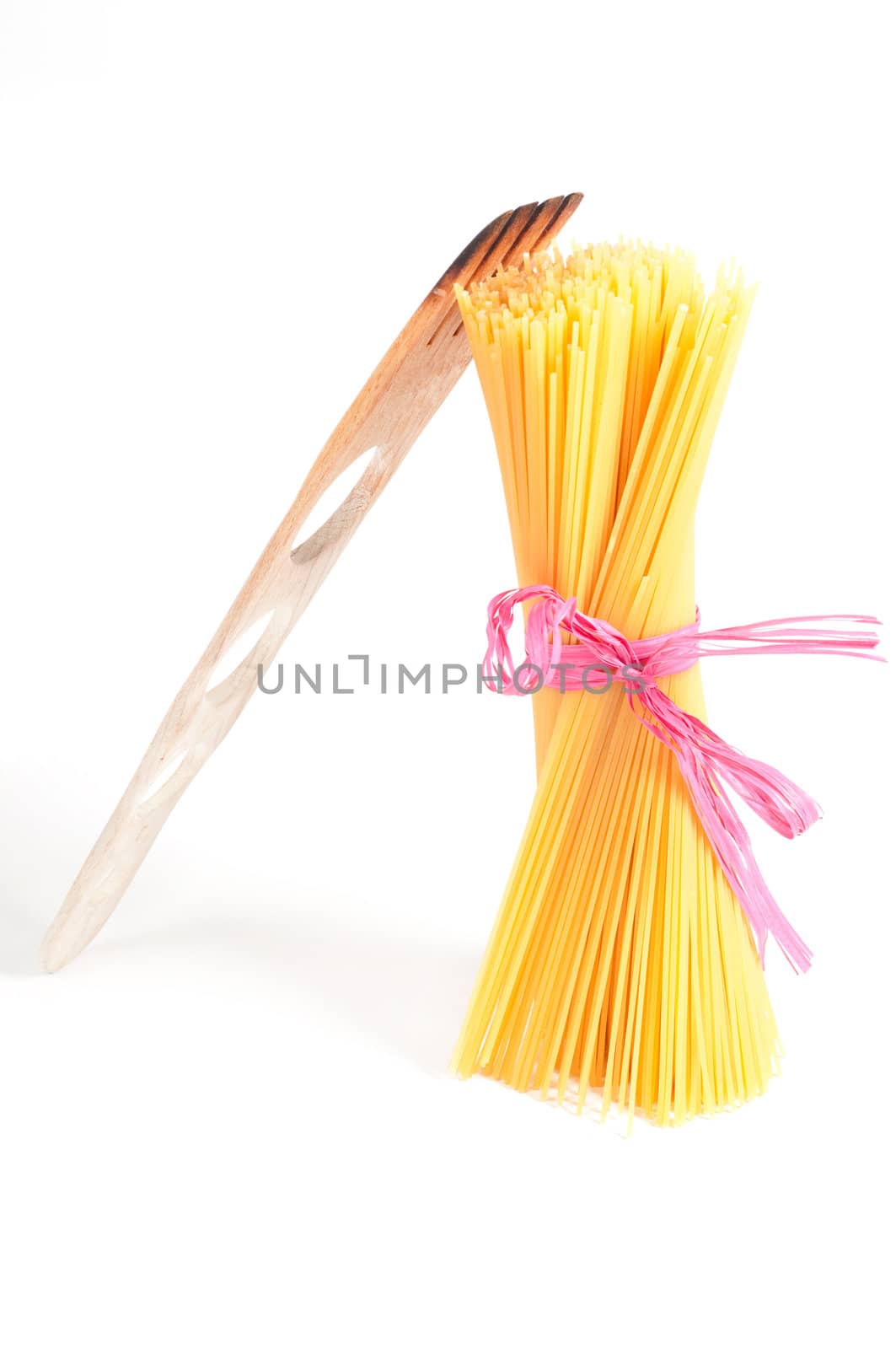Italian pasta in white background and spaghetti measure template