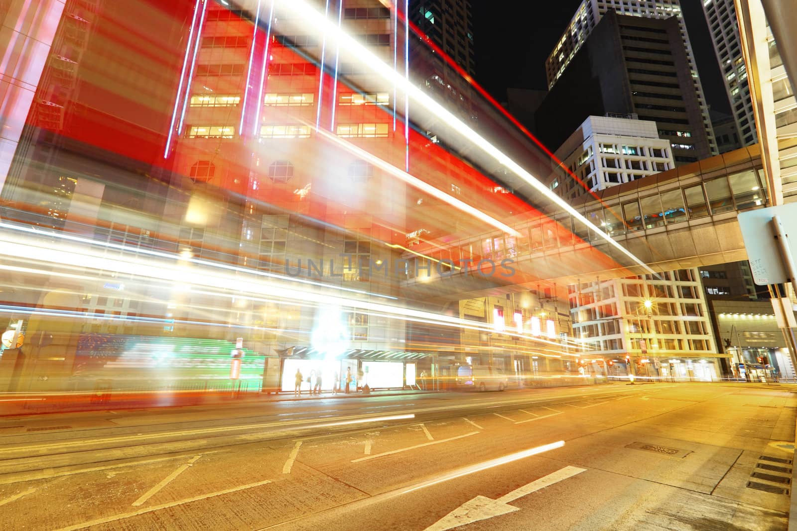 Traffic through the city at night