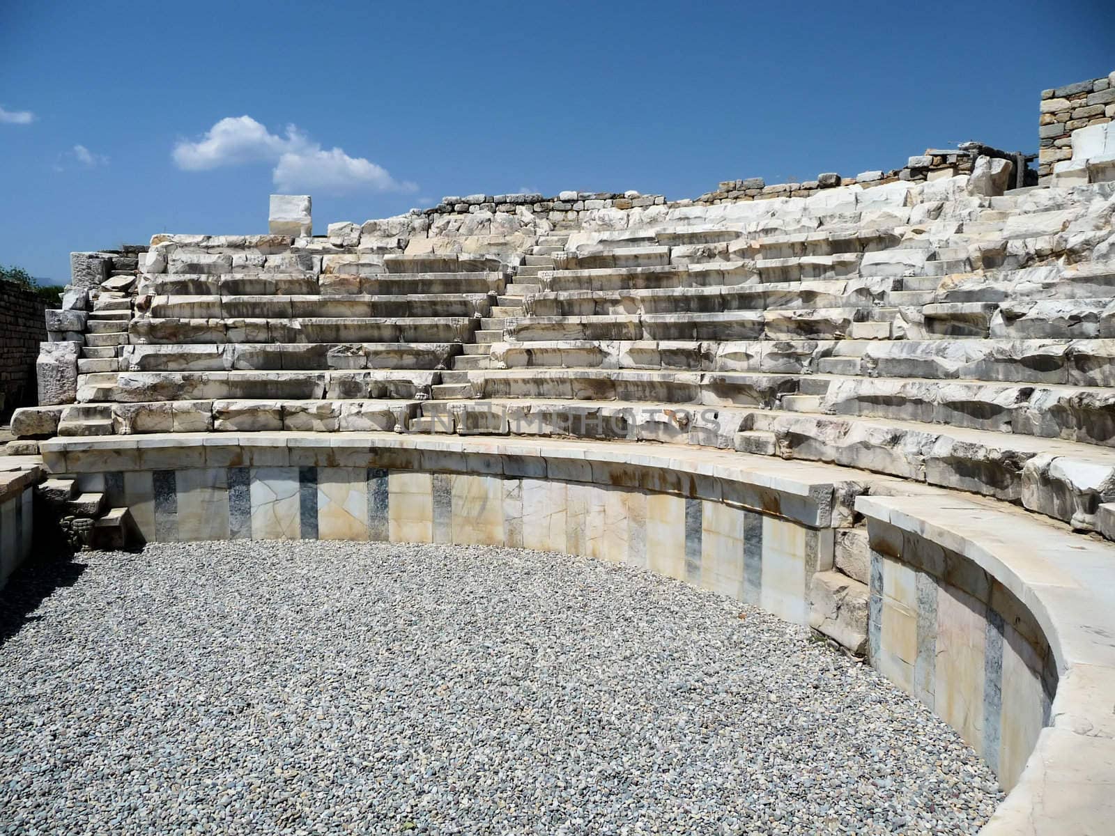 vestige of the Roman amphitheater by njaj