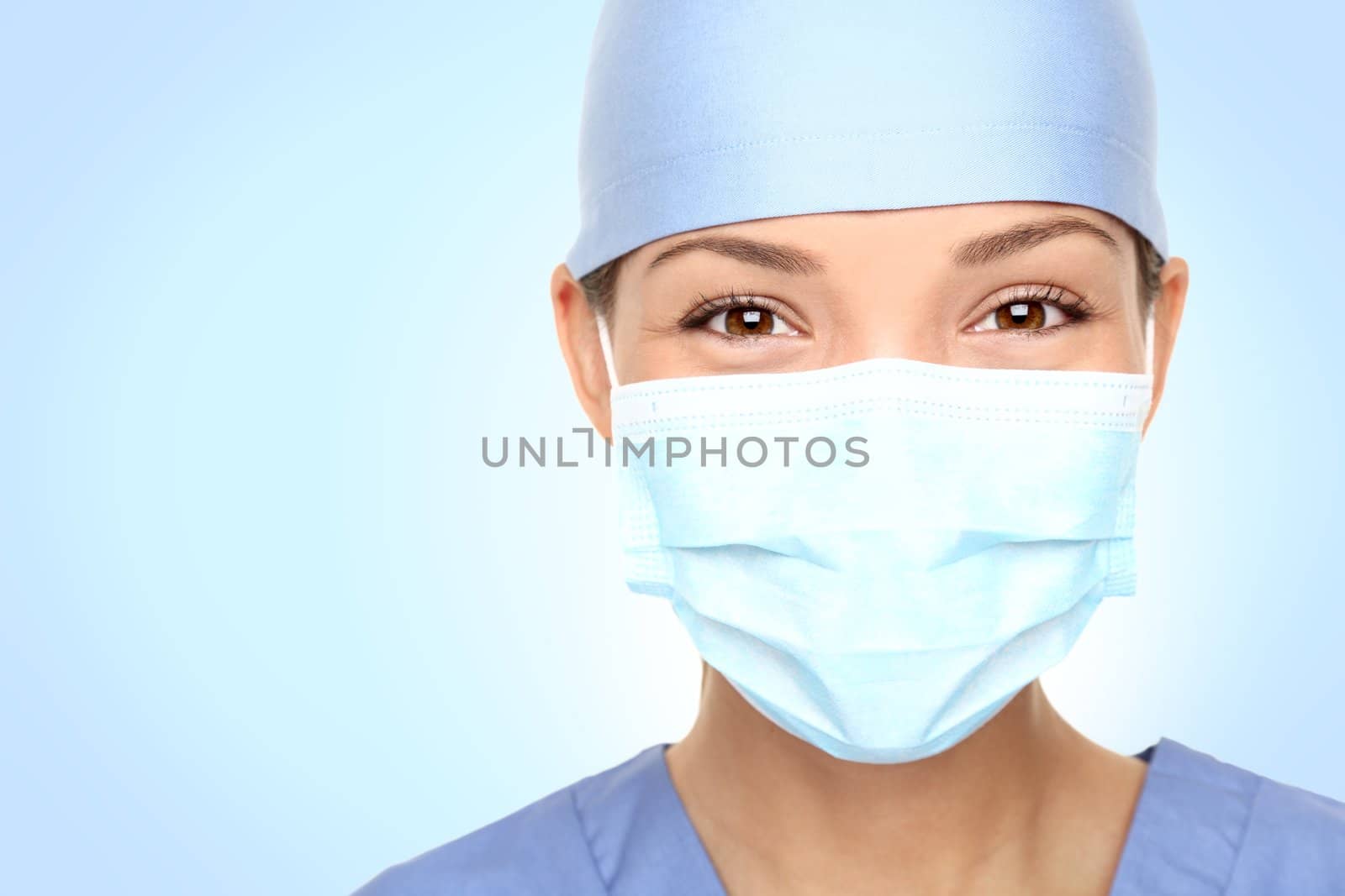 Doctor / nurse portrait by Maridav