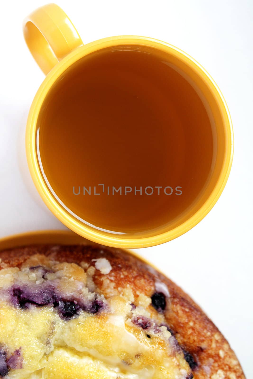 Blueberry cake and a cup of tea by pulen
