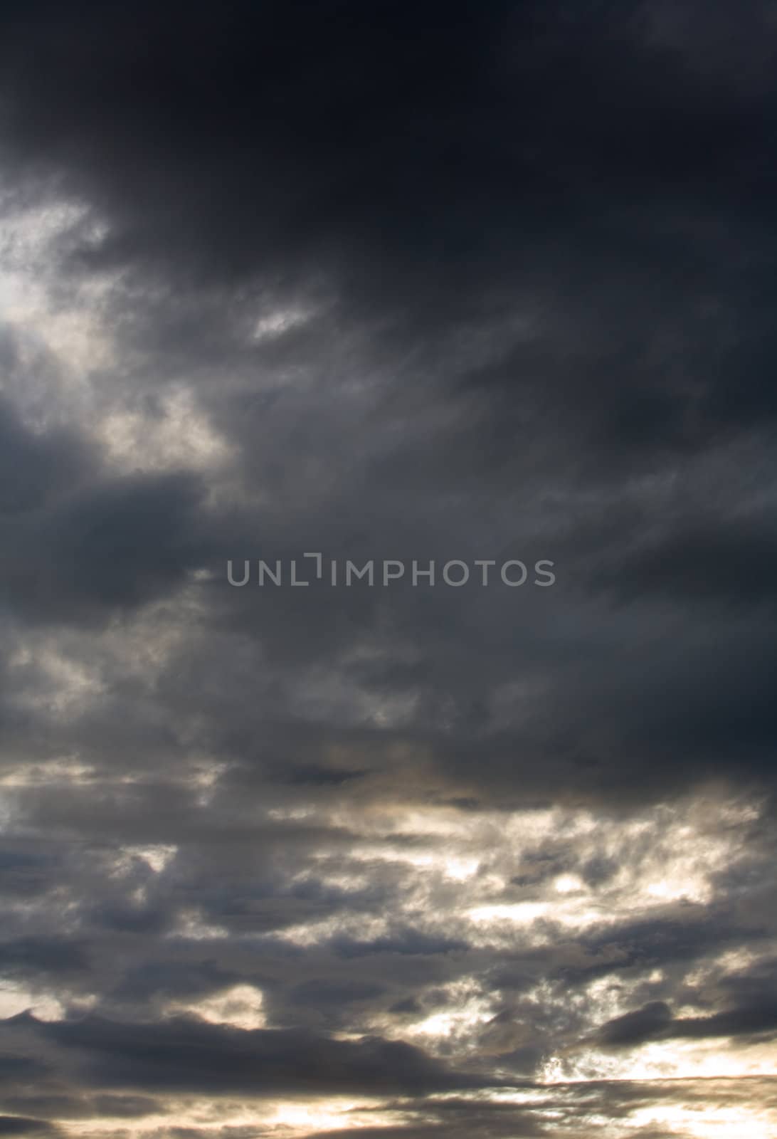Dramatic Clouds by Luminis