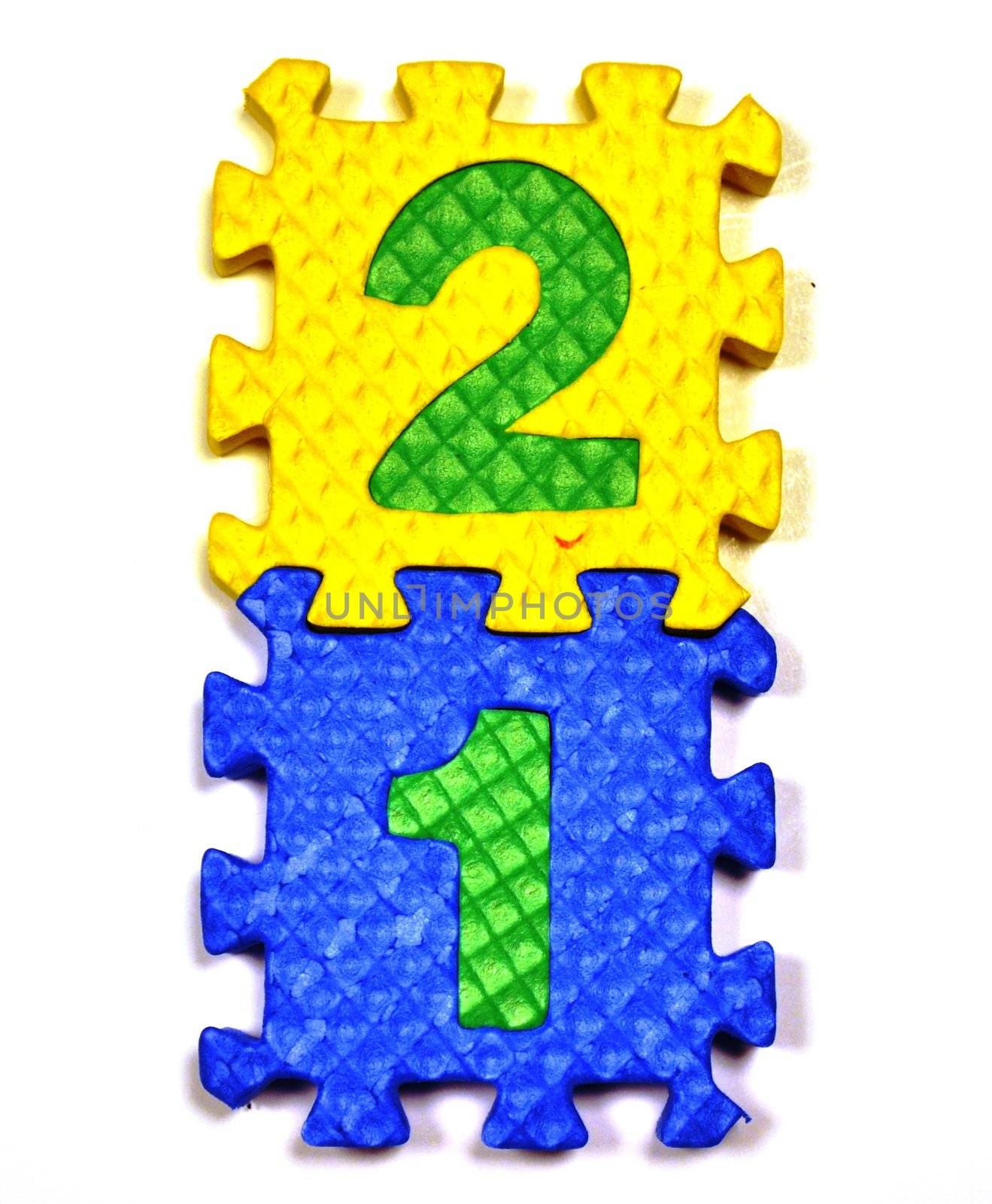 Connected Letters - 21 in center vertical