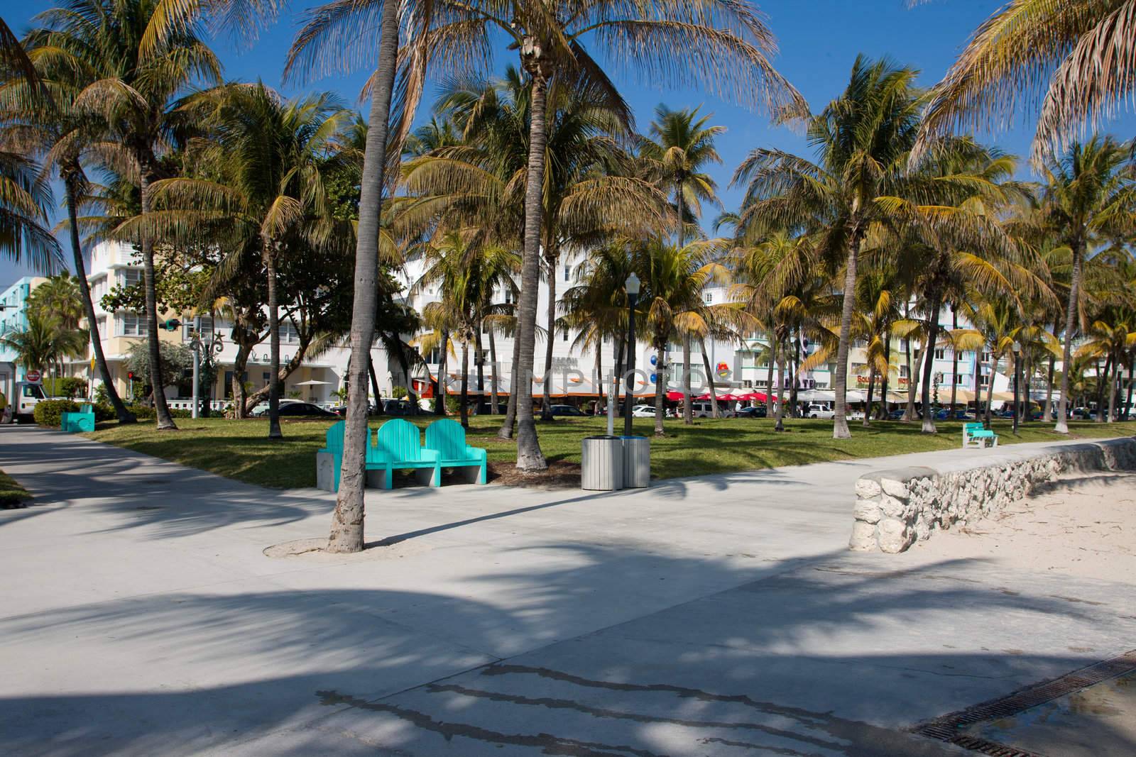 The walkway in front of the beaches of Miami Beach