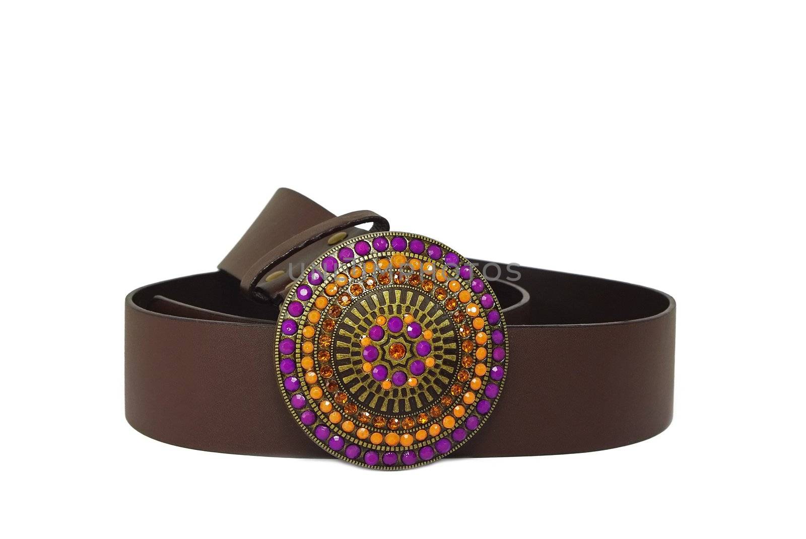 Leather belt with color decorated buckle