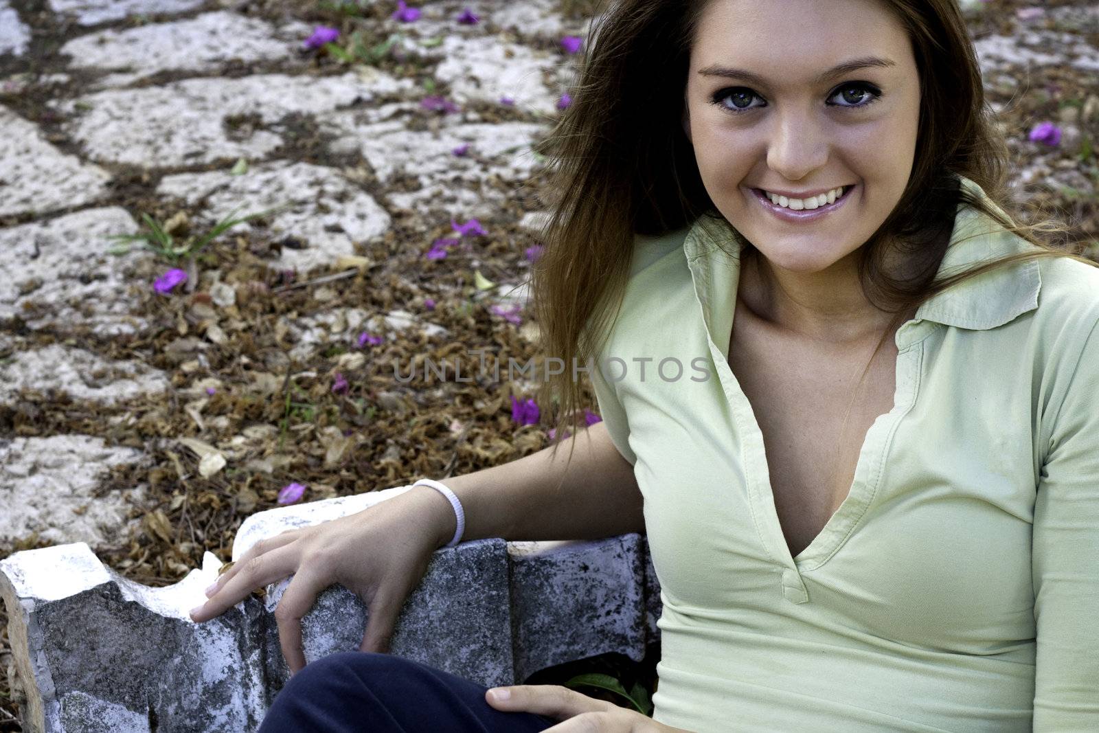 View of a beautiful blond woman posing on a fashionable way.