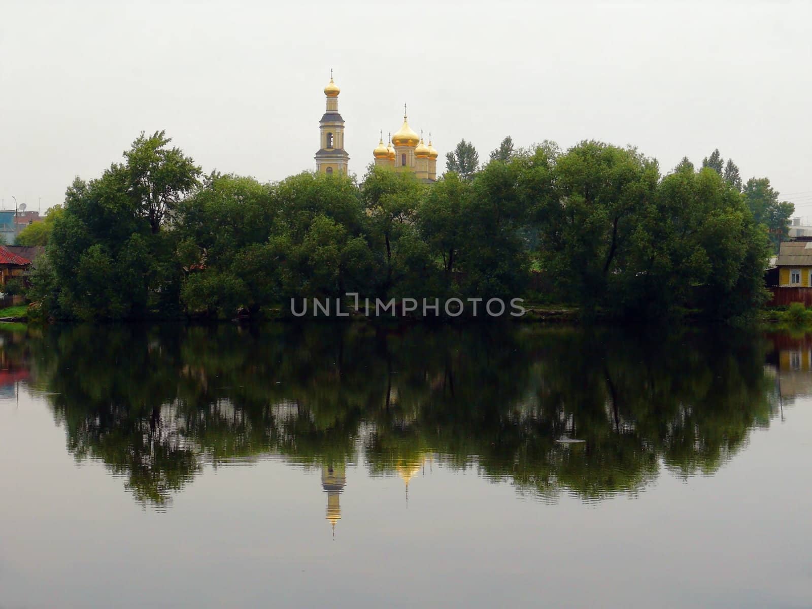 Pond in the center of city "Kyshtym" by Stoyanov