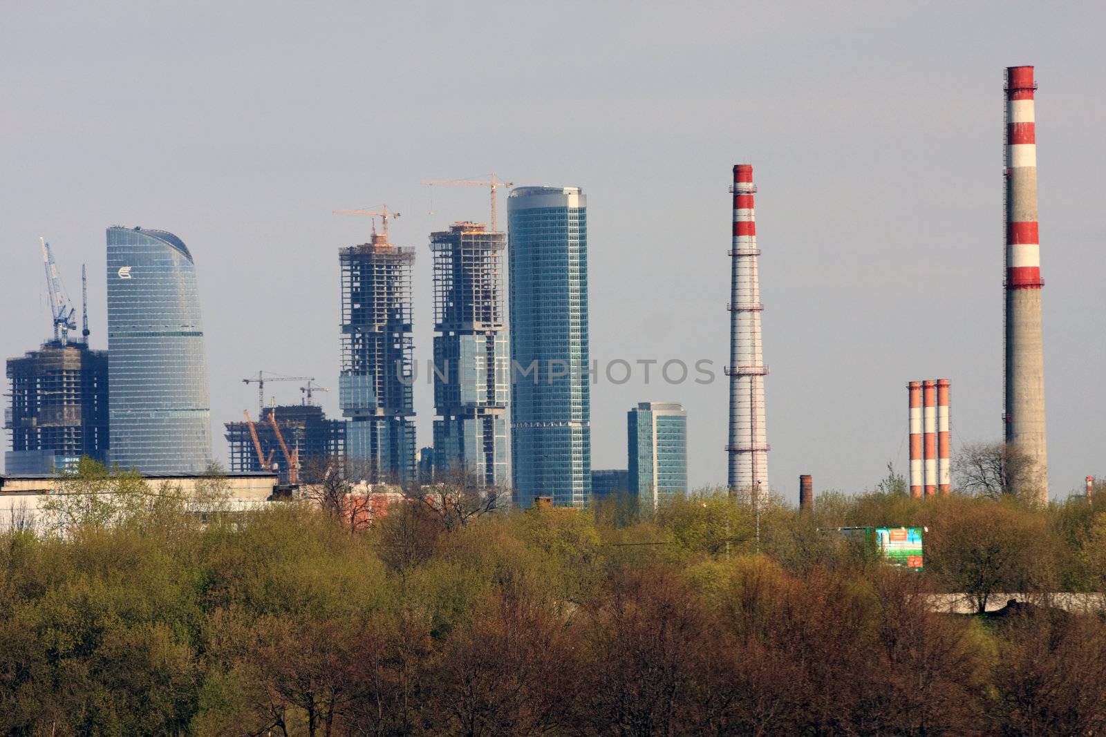 Building, the house, skyscraper, structure, construction, the crane, pipe, city, business, the centre, landscape, building, the real estate, trees, the sky, day, spring