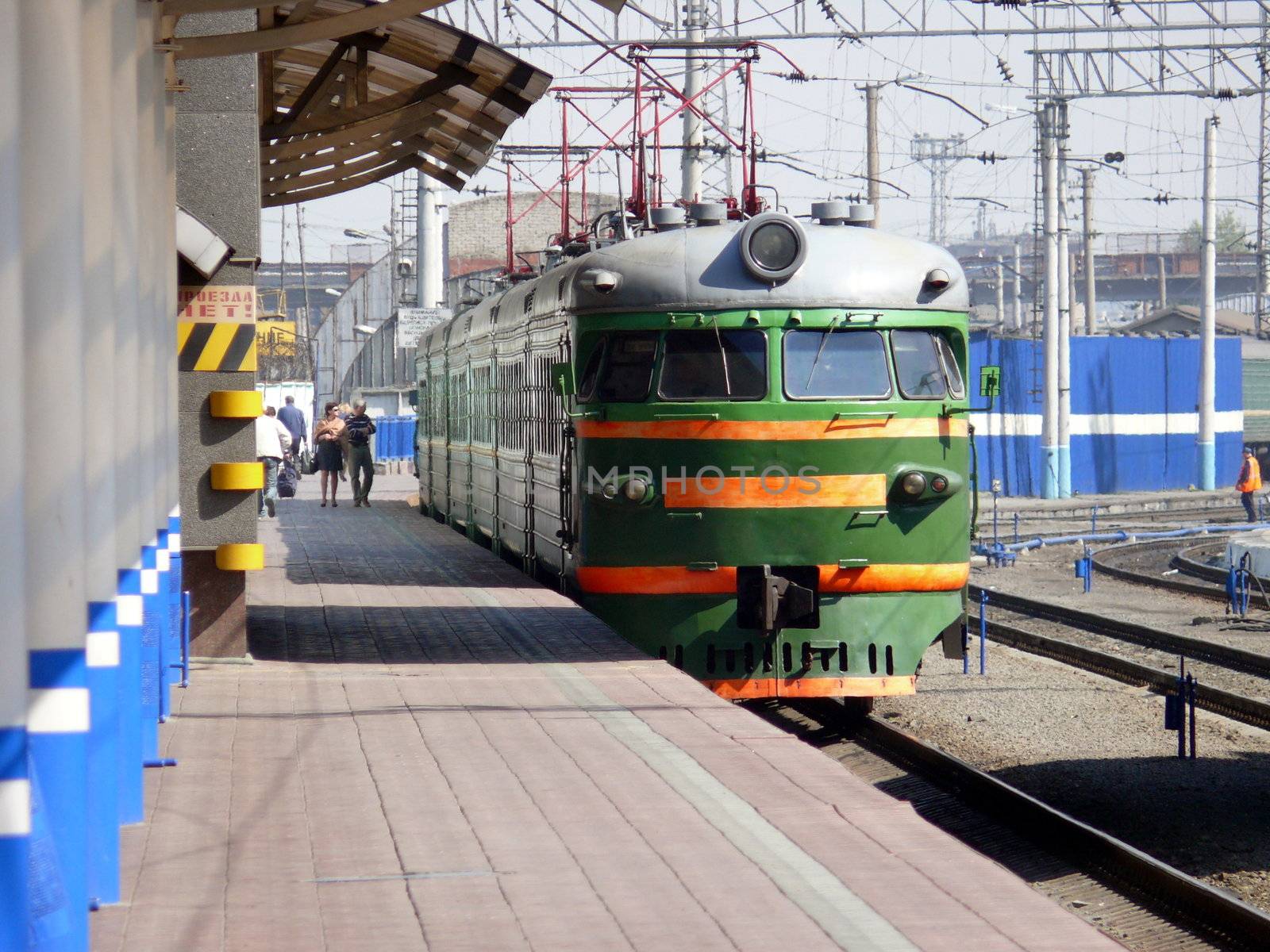 Chelyabnisk railway station by Stoyanov