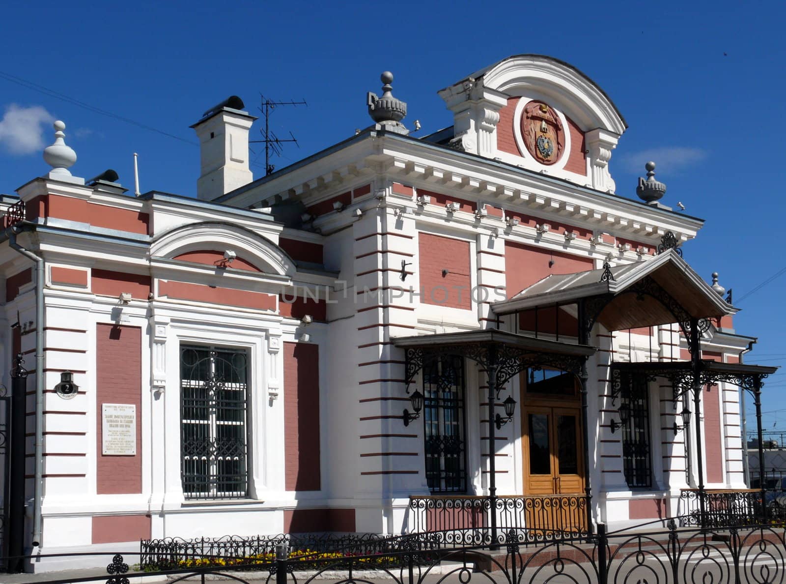 Old imperial pavilion in Nizhniy Novgorod Railway Station by Stoyanov