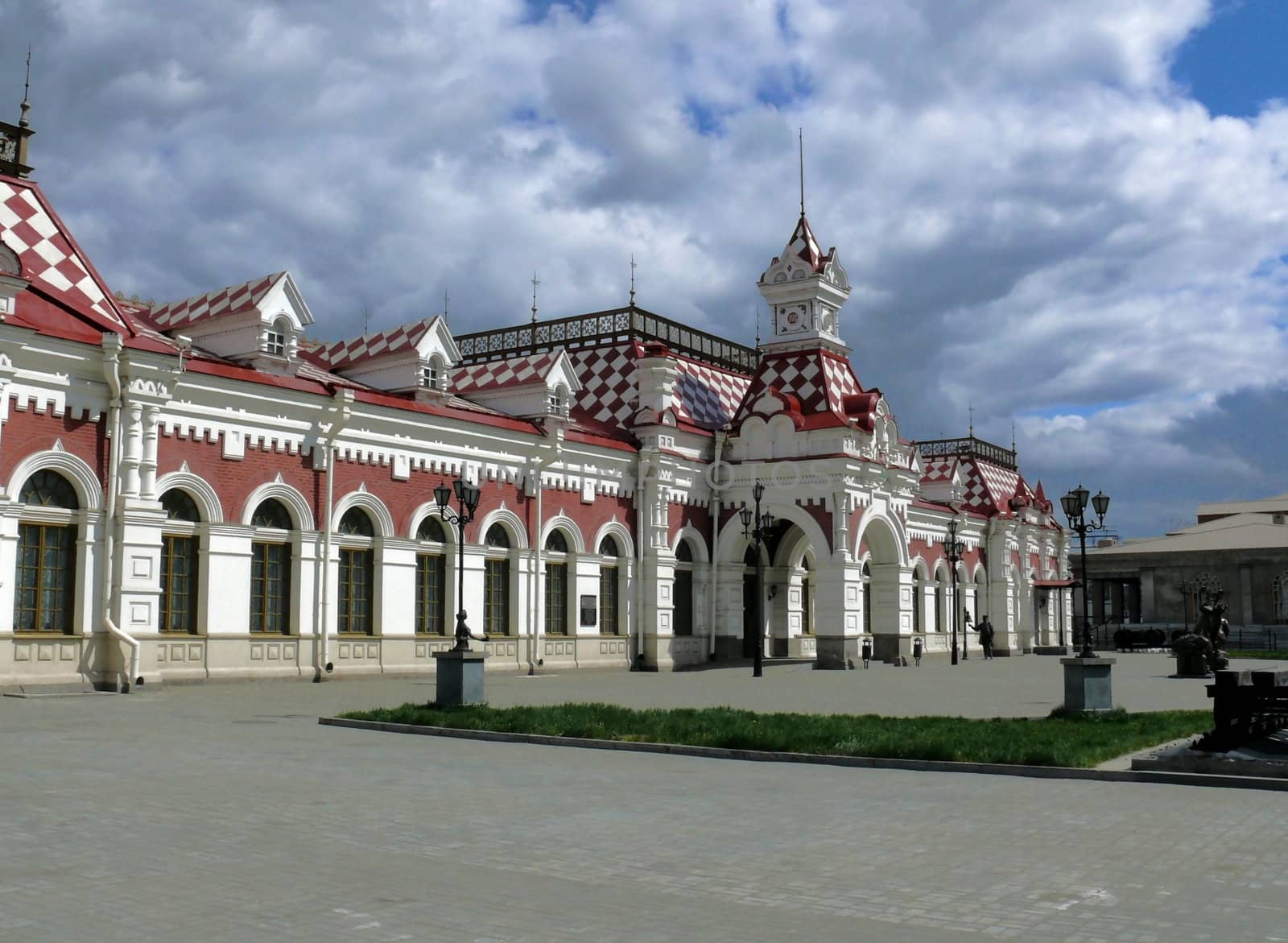 Facade of old railway station - Yekaterinburg by Stoyanov