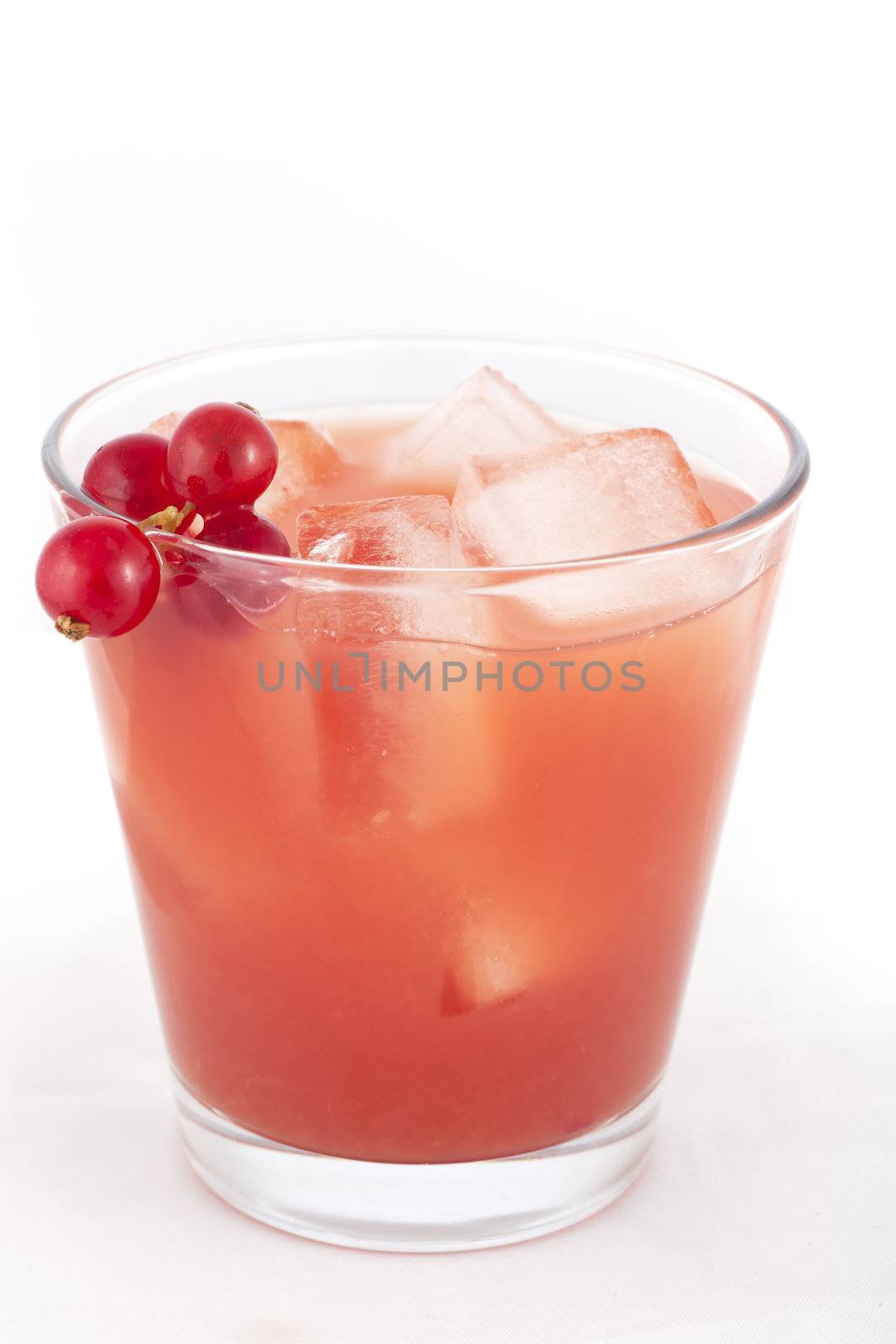 Fresh Red Berry Juice by charlotteLake