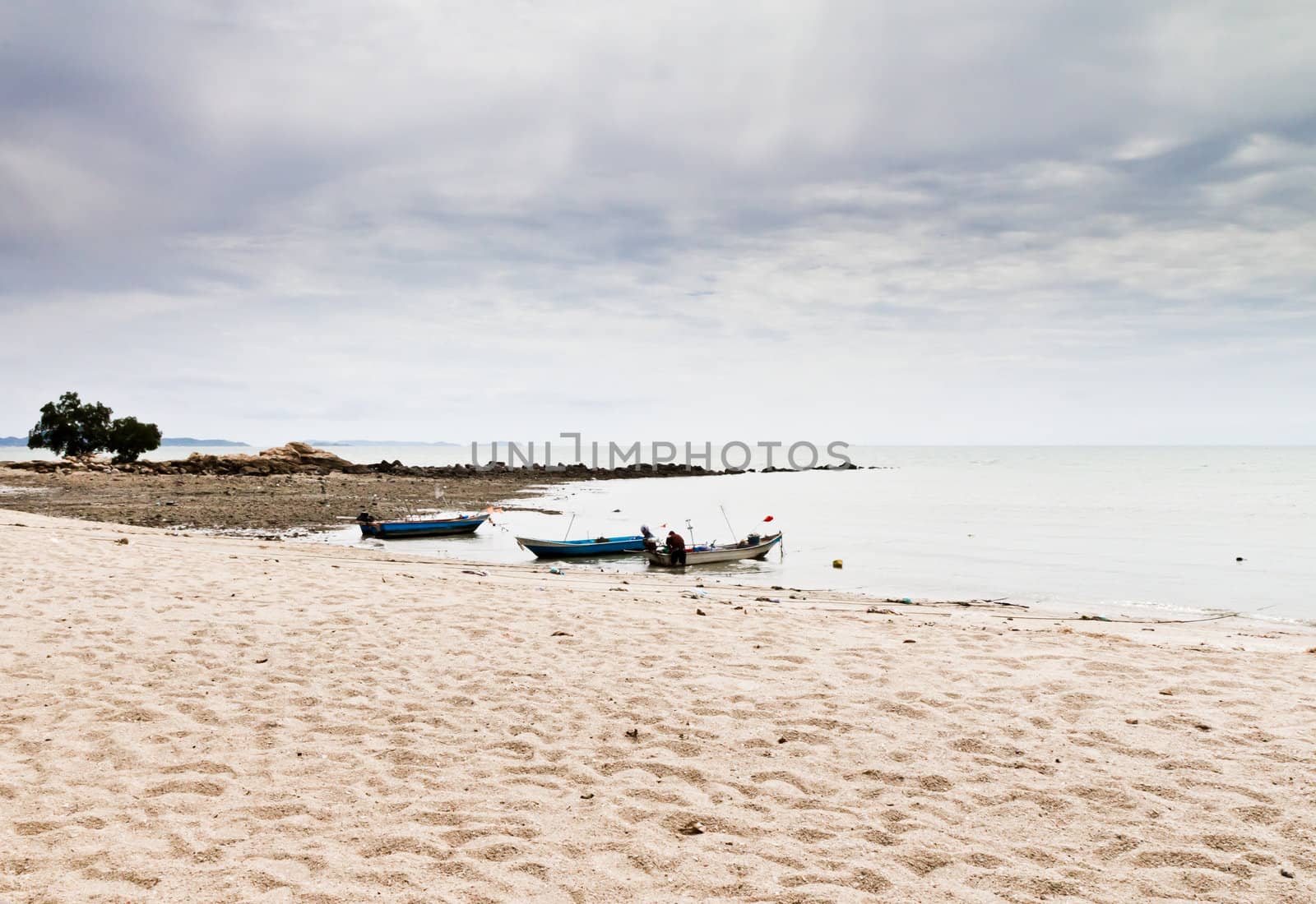 Small fishing boats used to catch fish. The eastern part of Thailand.