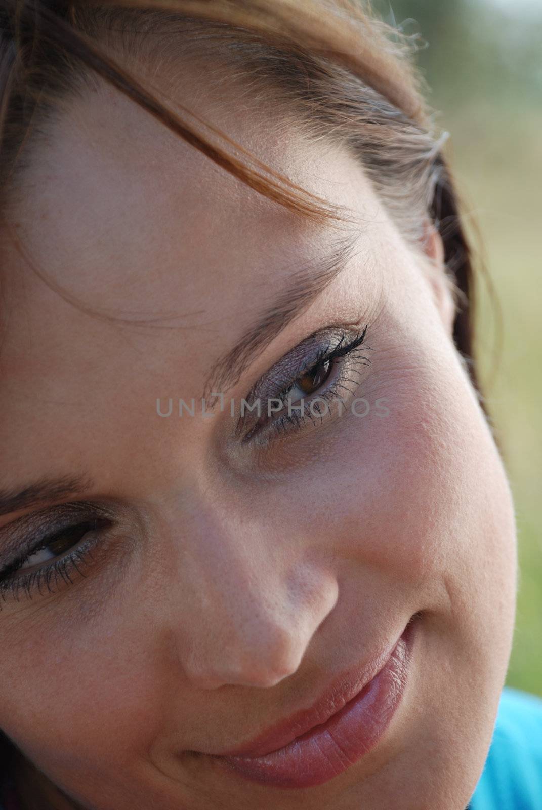 Face girls. A portrait of the young woman. Shooting on a nature